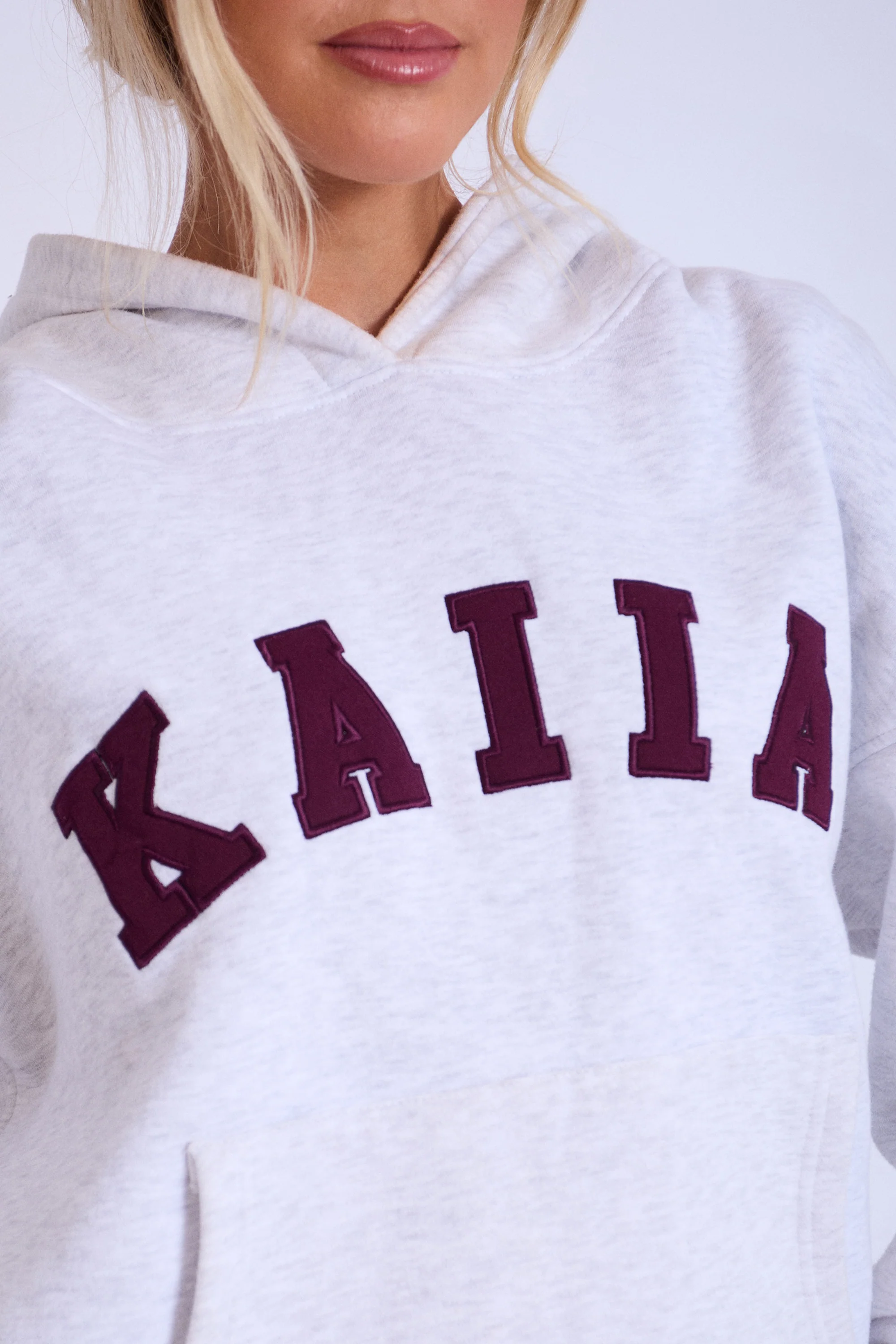 Kaiia Slogan Oversized Hoodie Light Grey Marl With Burgundy - Image 3