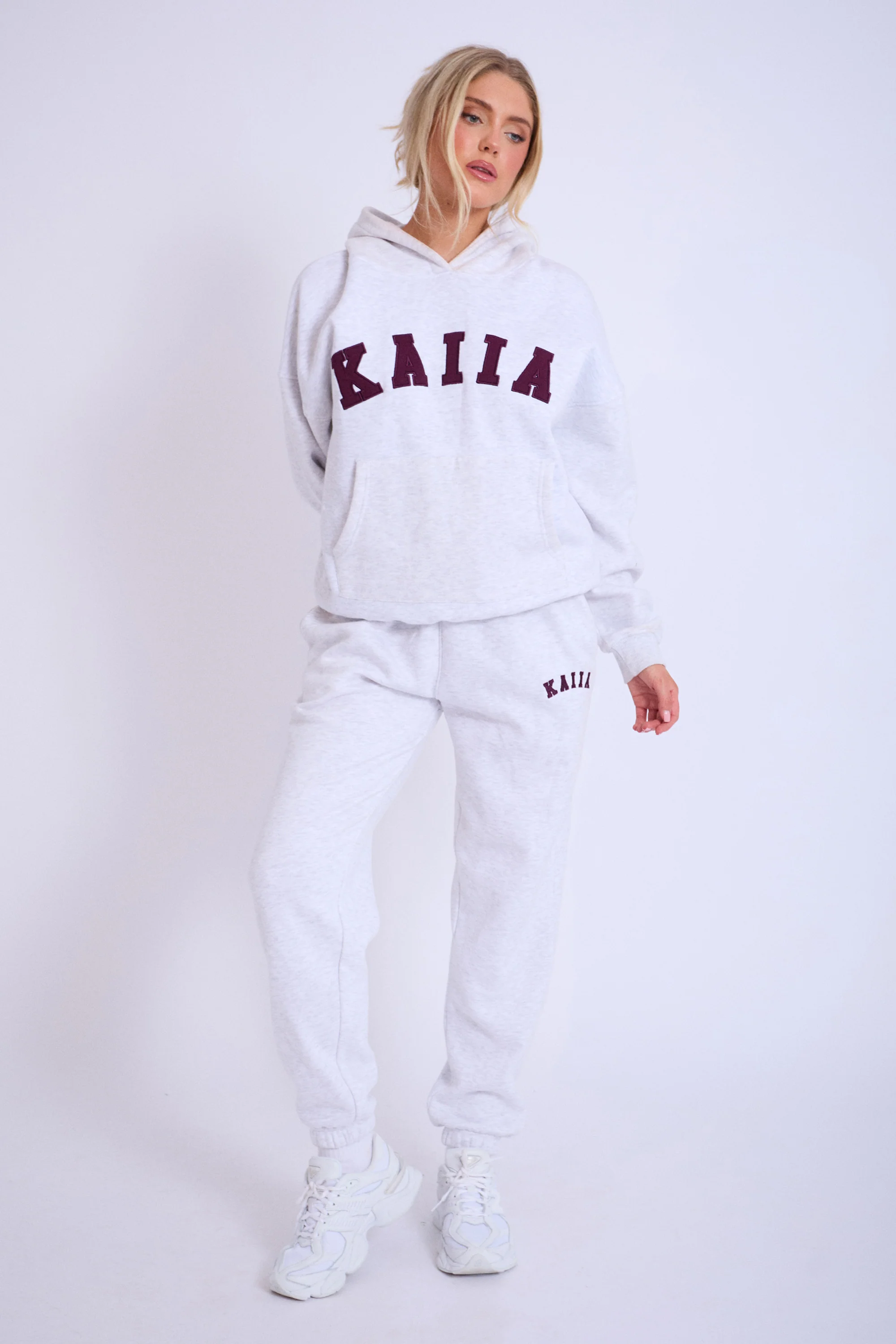 Kaiia Slogan Oversized Hoodie Light Grey Marl With Burgundy - Image 4