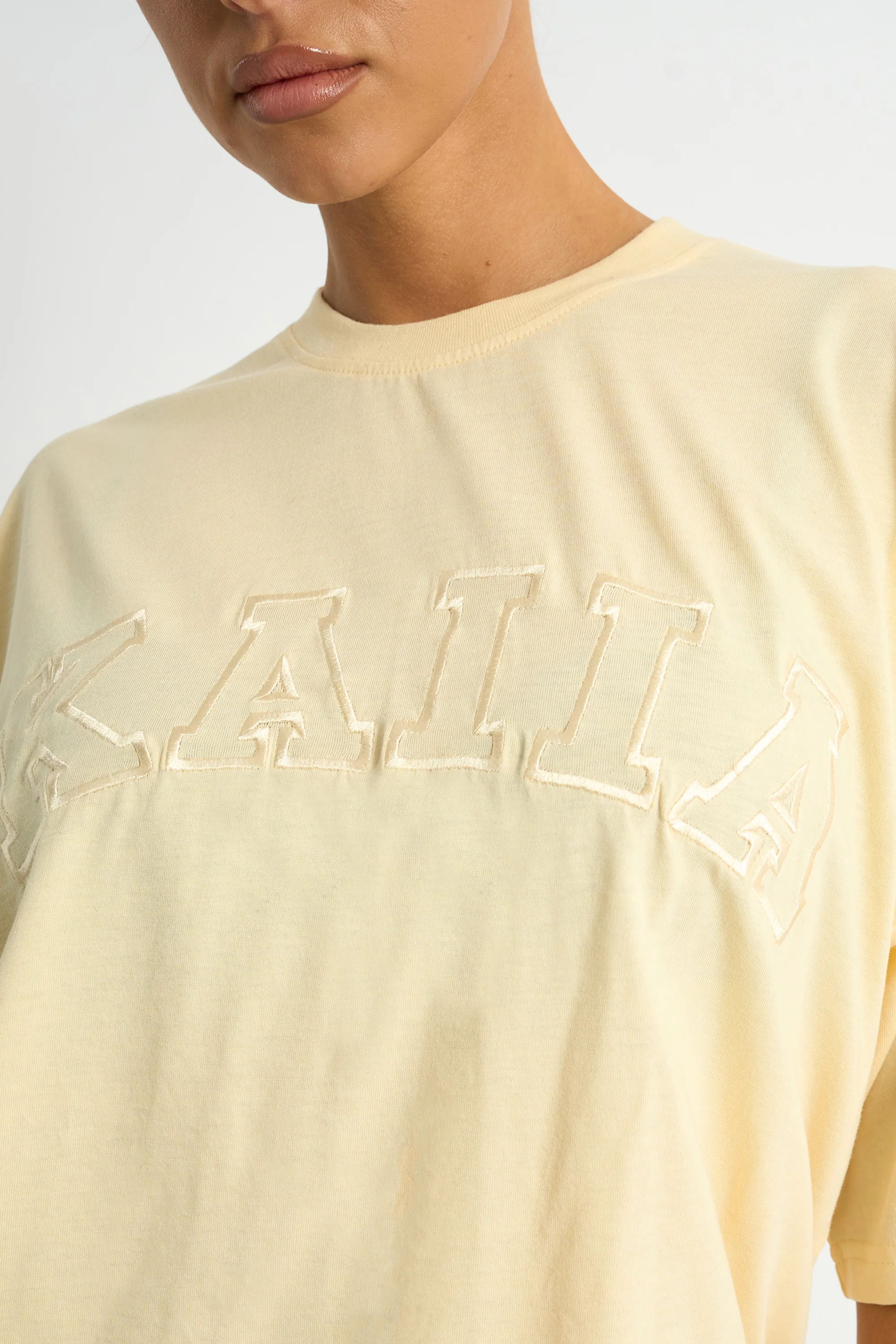 Kaiia Logo Oversized T-shirt Soft Yellow - Image 4