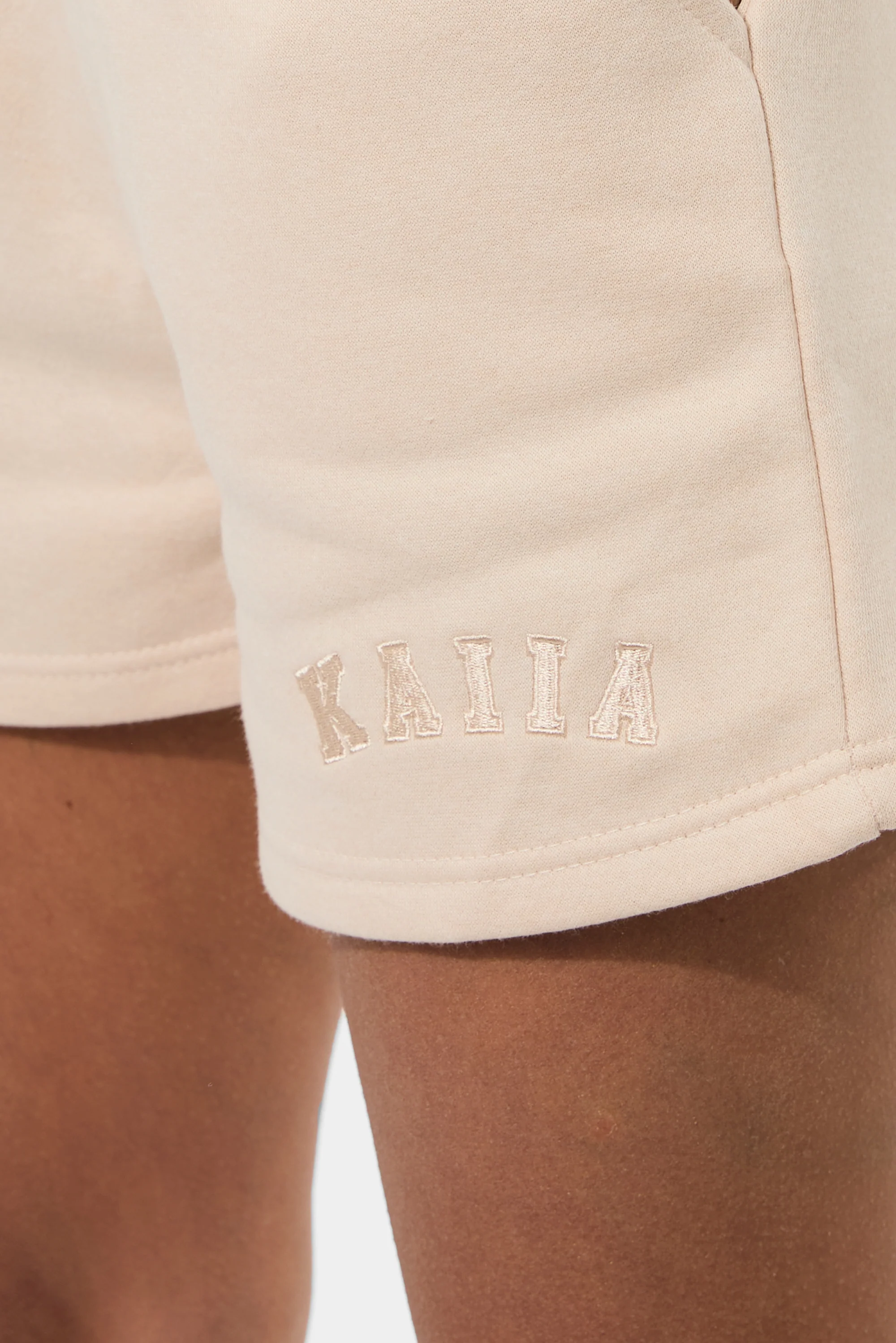 Kaiia Logo Sweat Shorts Cream - Image 8