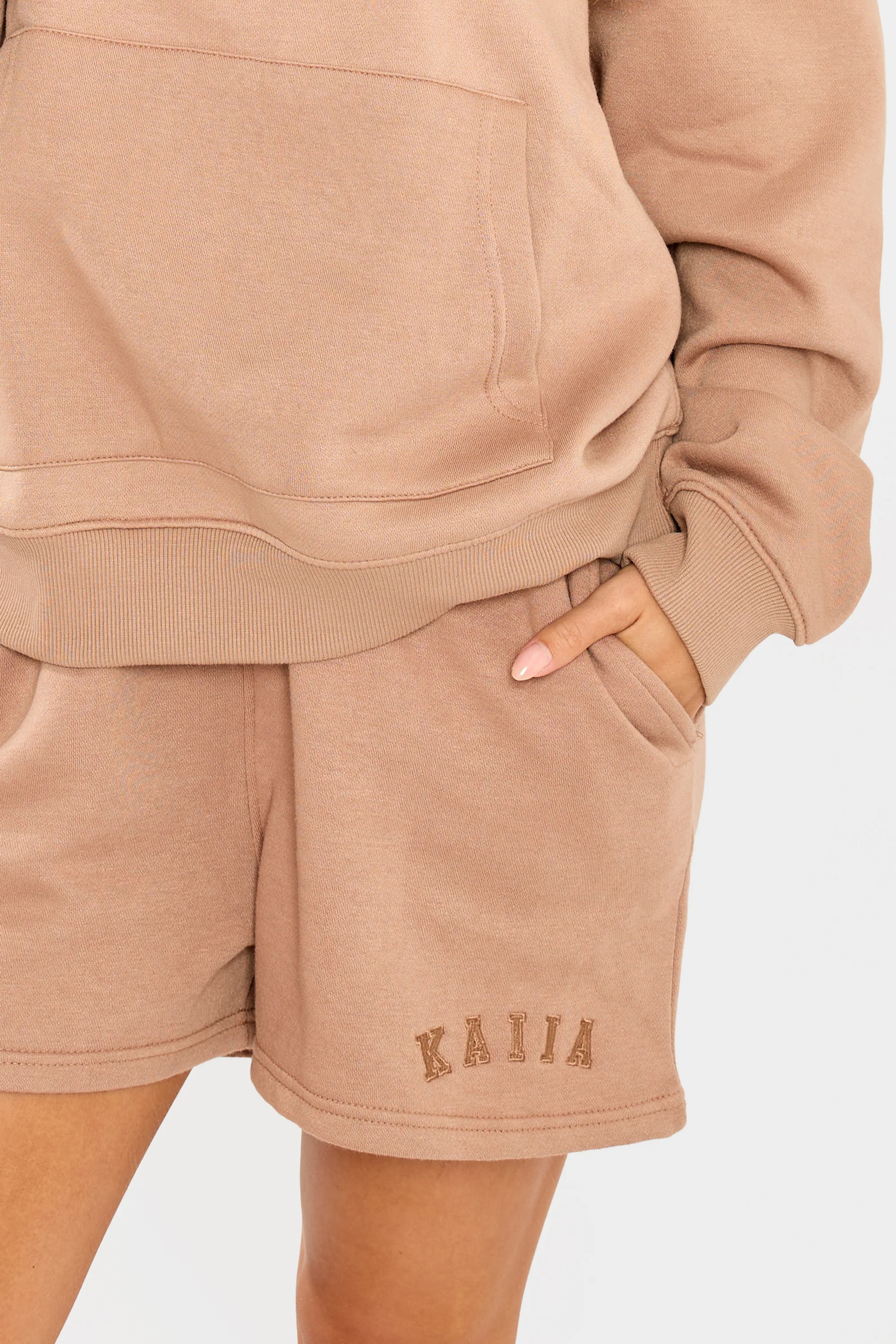 Kaiia Logo Sweat Shorts Latte - Image 2