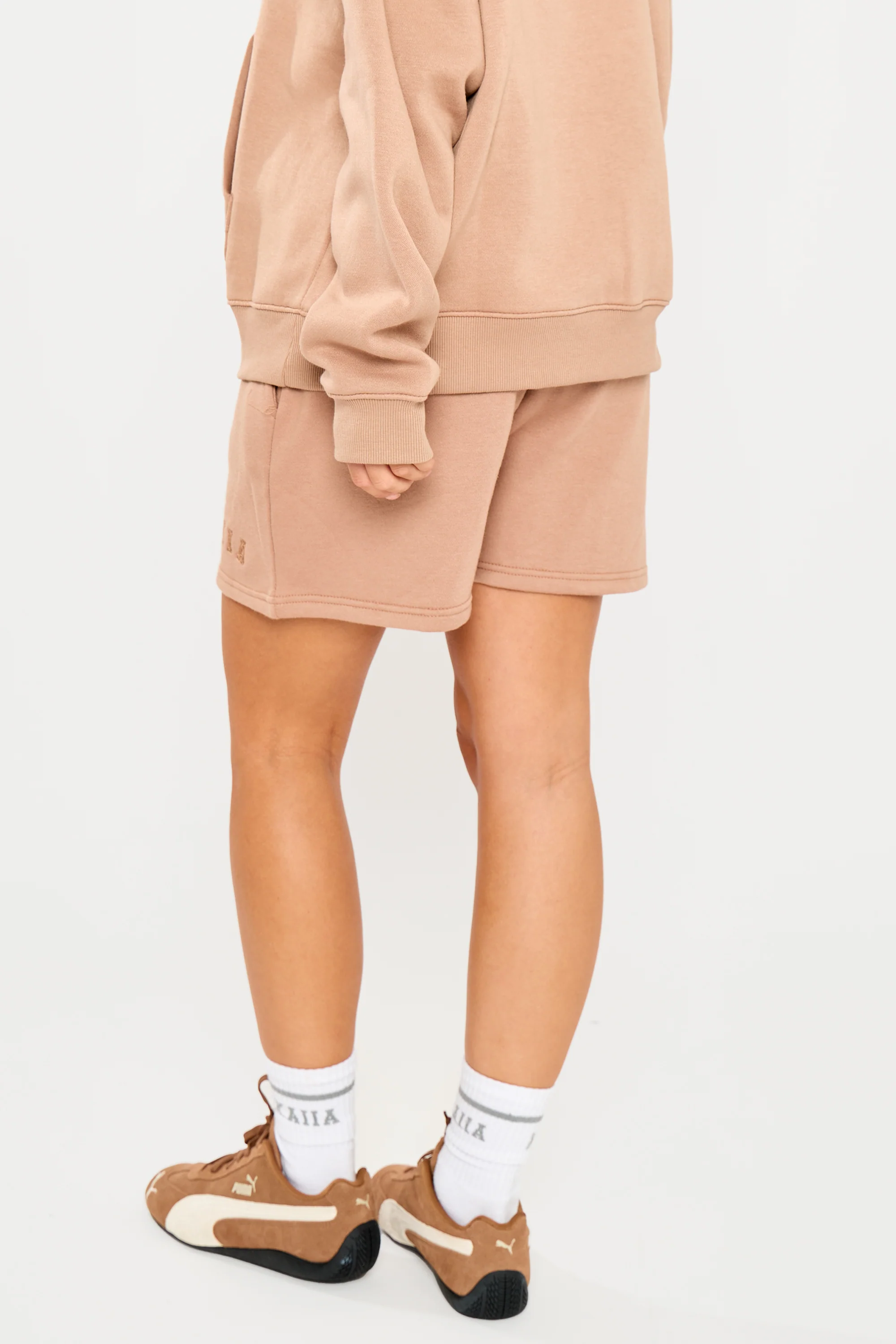 Kaiia Logo Sweat Shorts Latte - Image 3