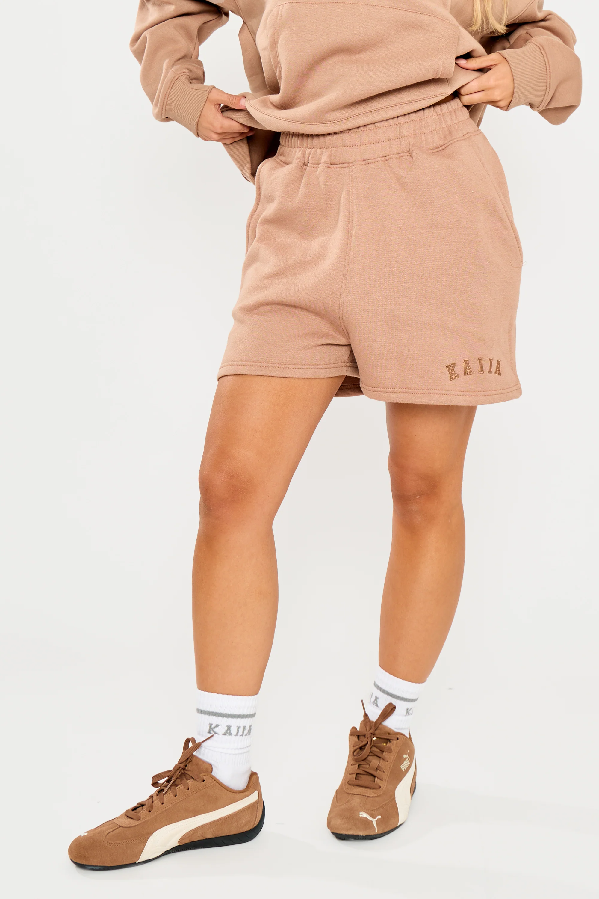 Kaiia Logo Sweat Shorts Latte - Image 4