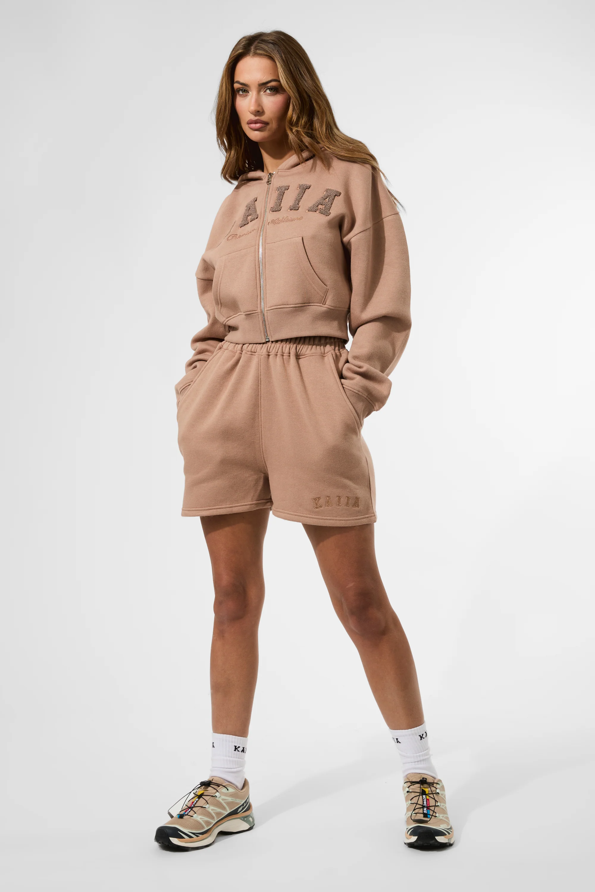 Kaiia Logo Sweat Shorts Latte - Image 8