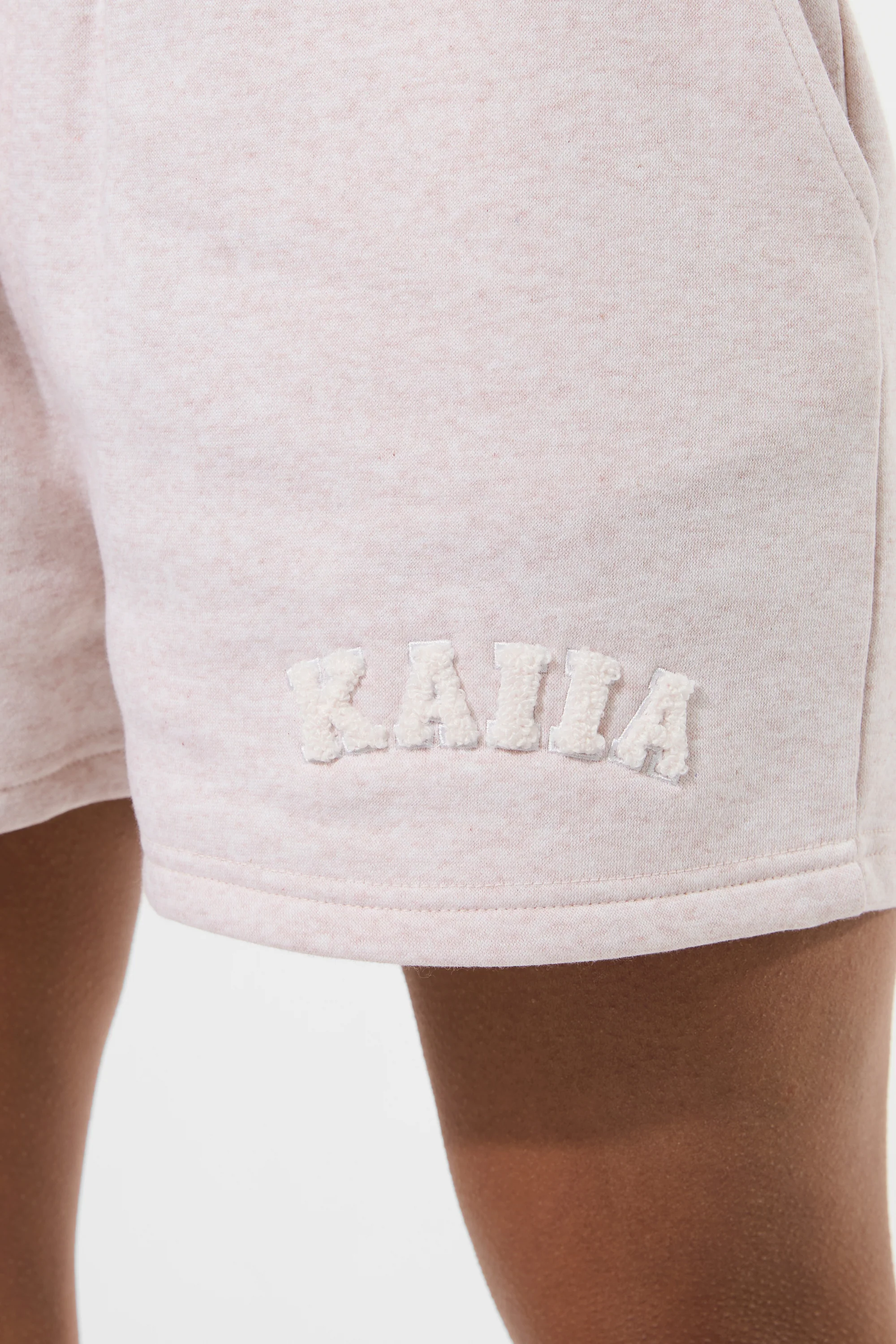 Kaiia Logo Sweat Shorts Oat - Image 4