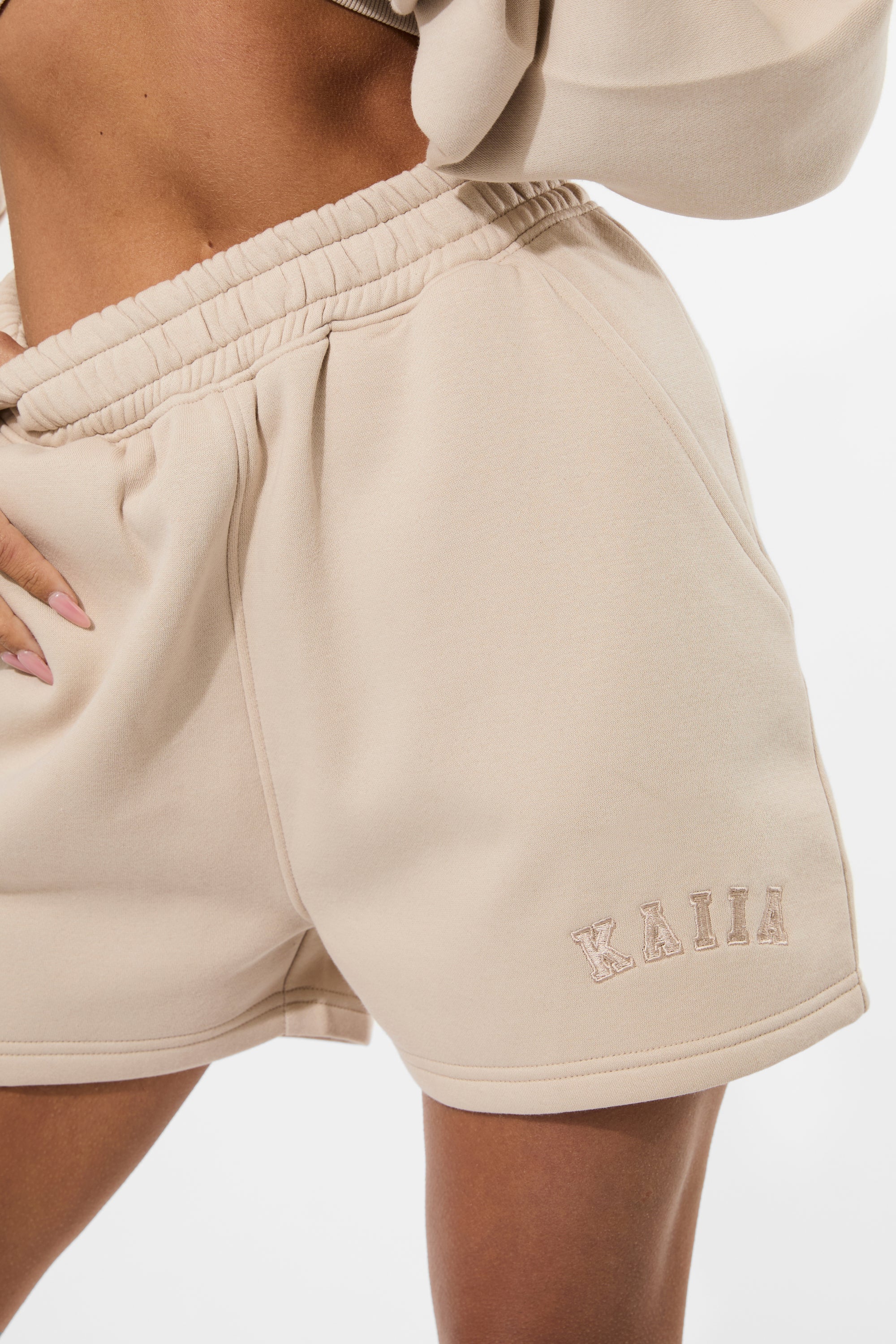 Kaiia Logo Sweat Shorts Truffle - Image 2