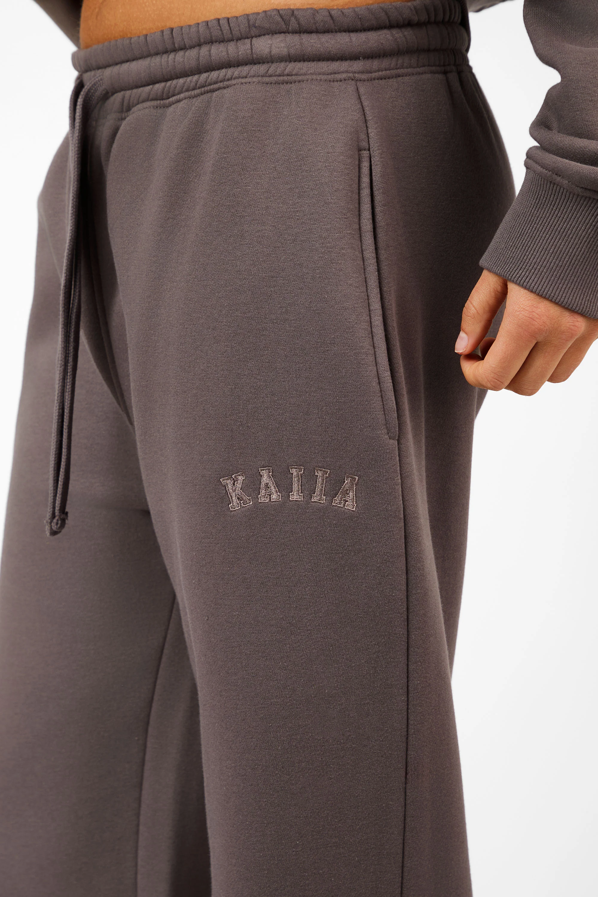 Kaiia Logo Wide Leg Joggers Mink - Image 4