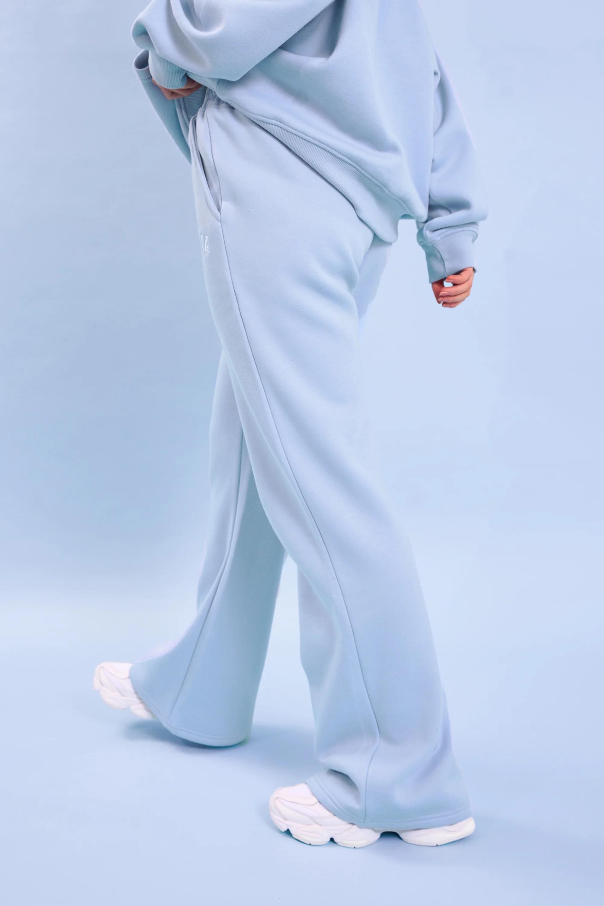 Kaiia Logo Wide Leg Sweat Pants Light Blue - Image 4