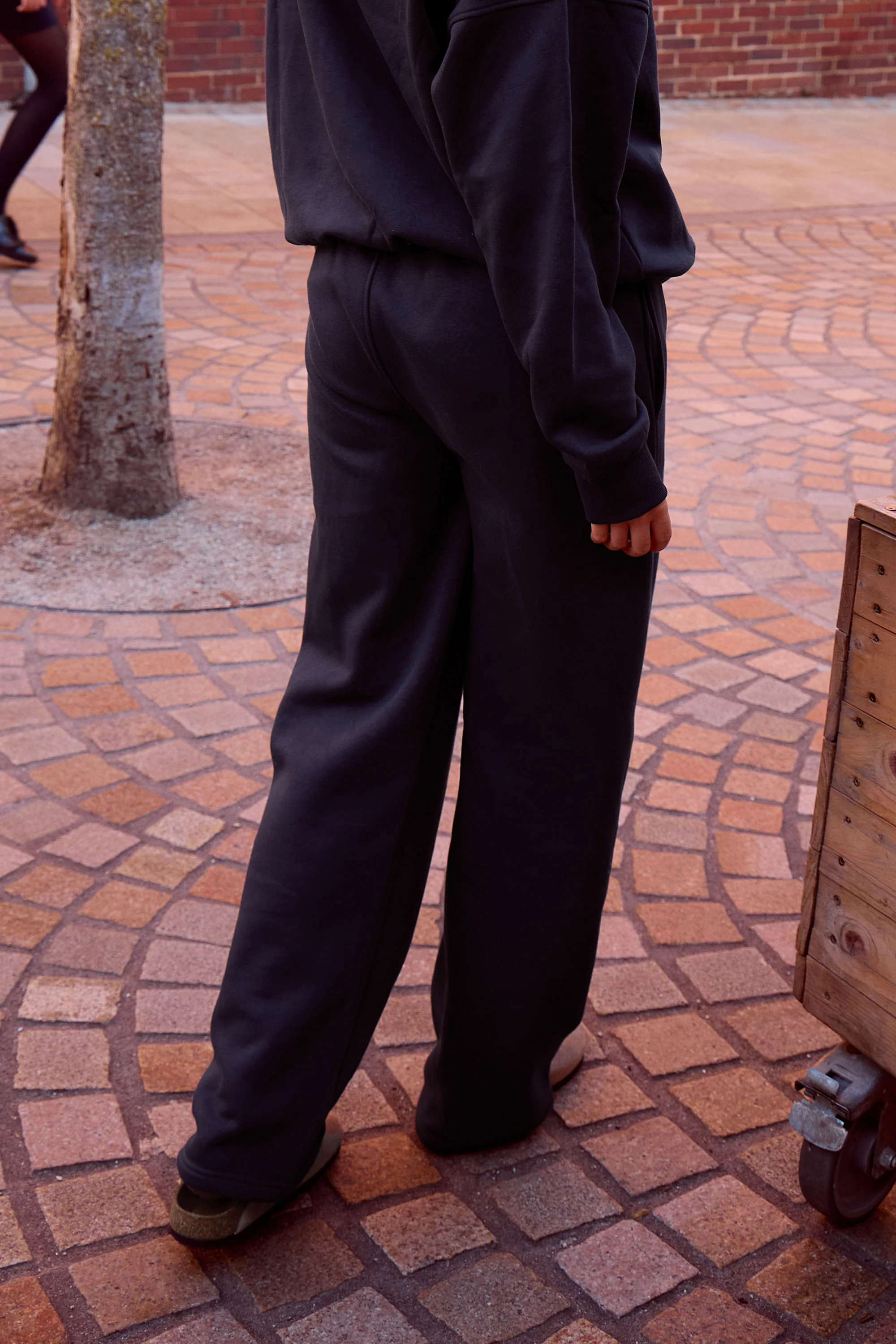 Kaiia Logo Wide Leg Sweat Pants Navy - Image 4