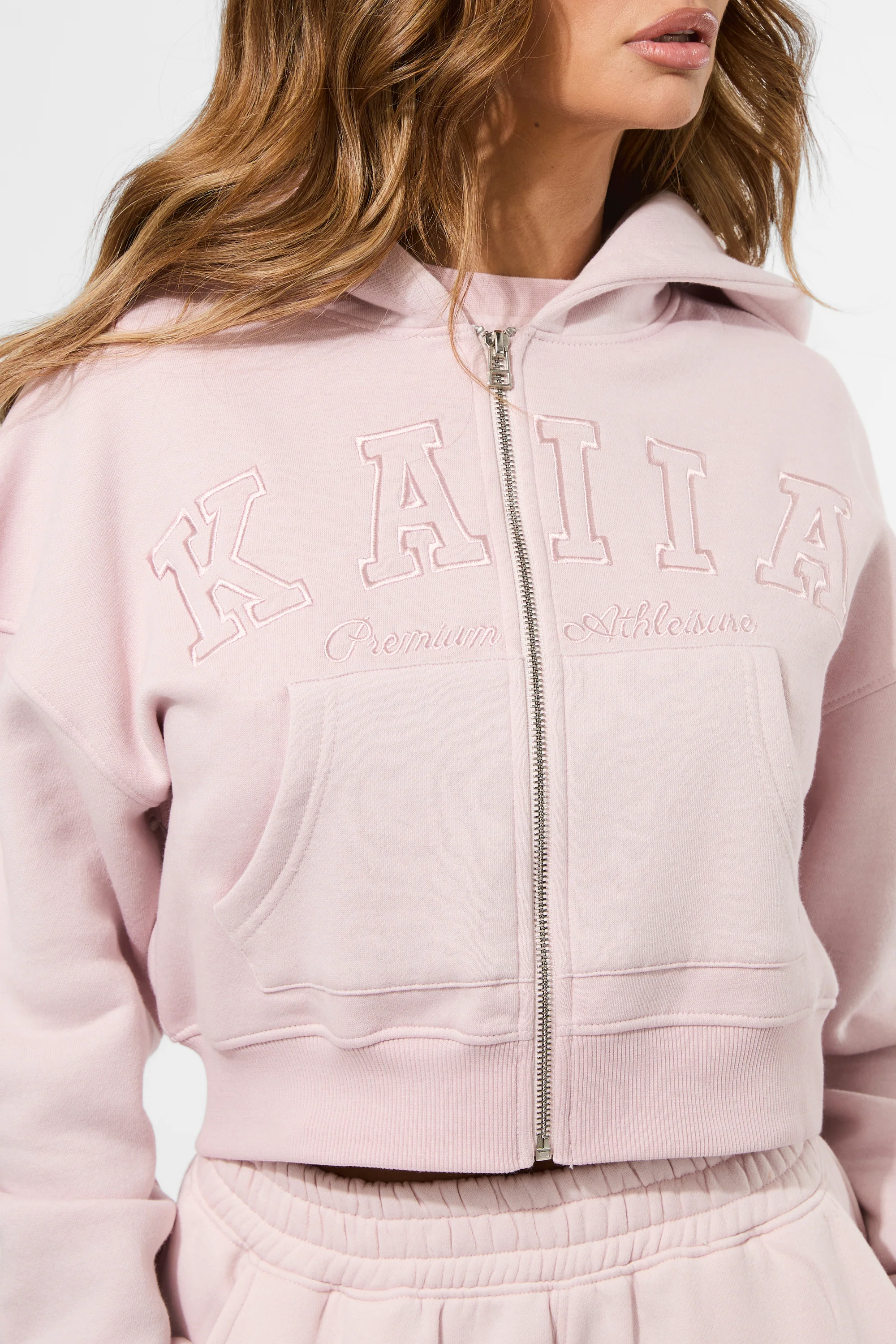 Kaiia Slogan Zip Through Cropped Hoodie Pink Chai - Image 2