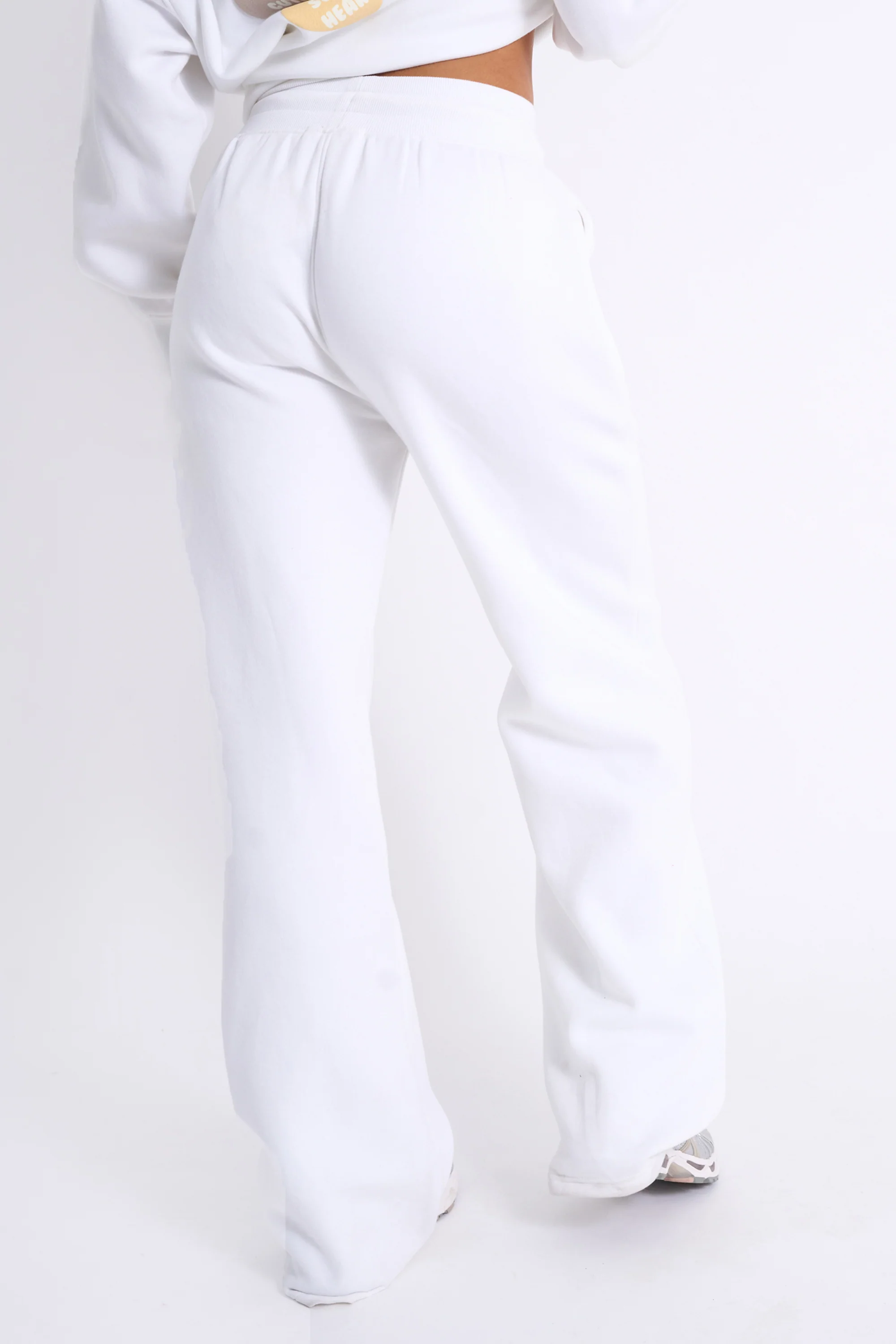 Kaiia Love Heart Graphic Ribbed Waistband Joggers White - Image 3