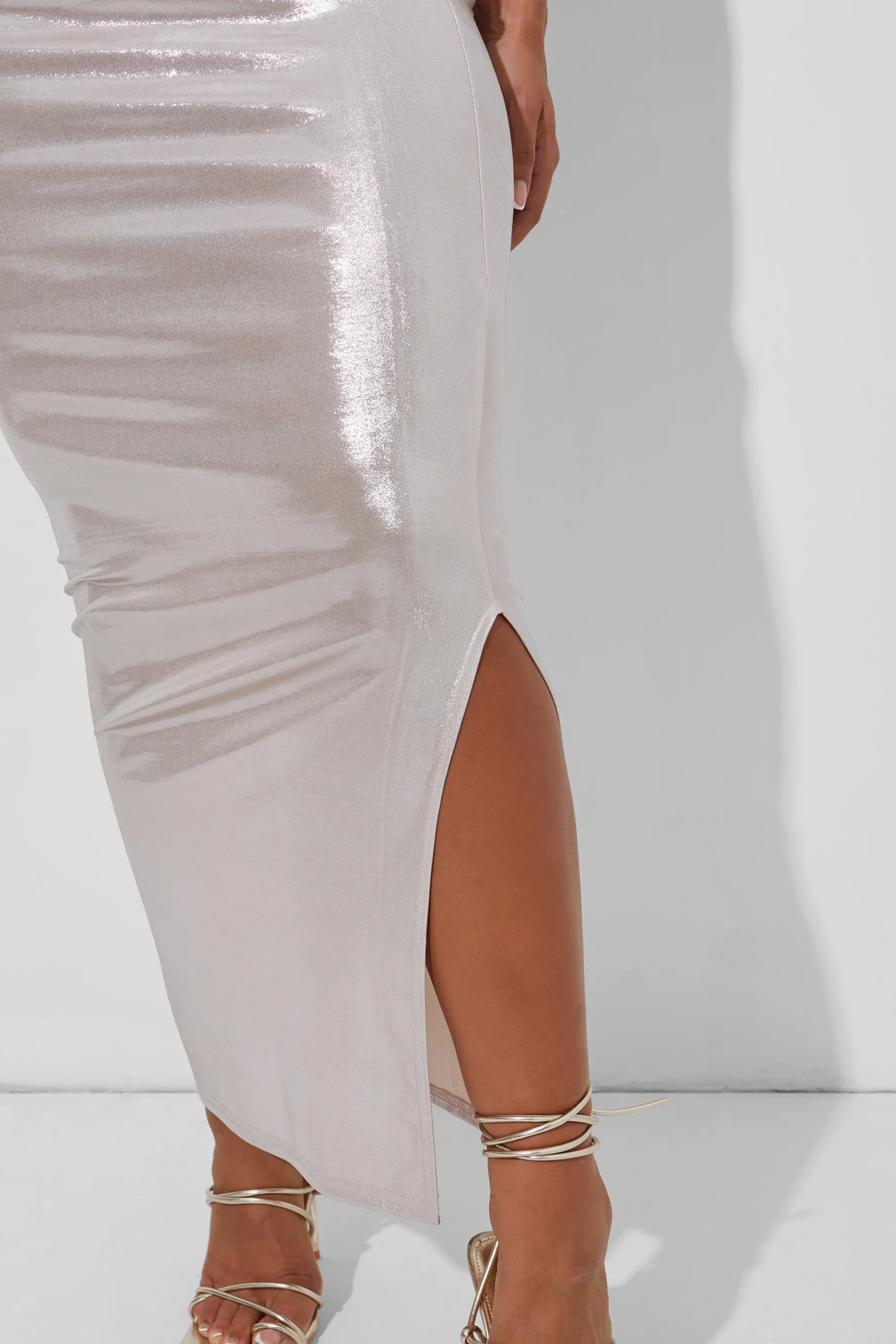 Kaiia Maxi Skirt Co Ord in Pearl - Image 5