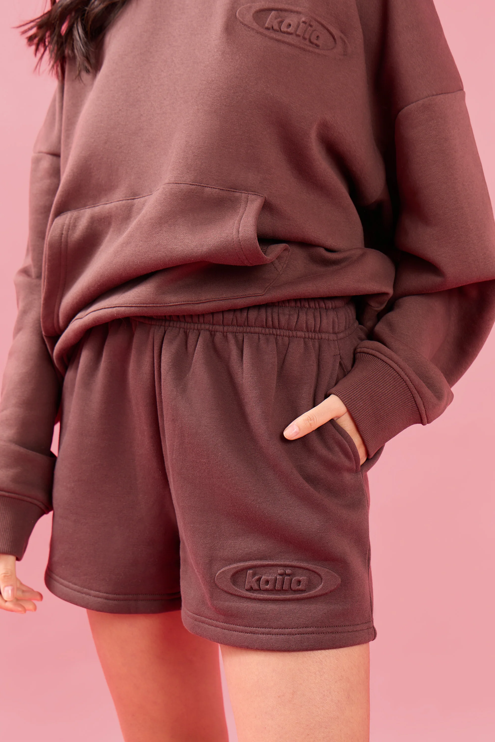 Kaiia Oval Embossed Mini Sweat Shorts Cocoa Brown - Image 3