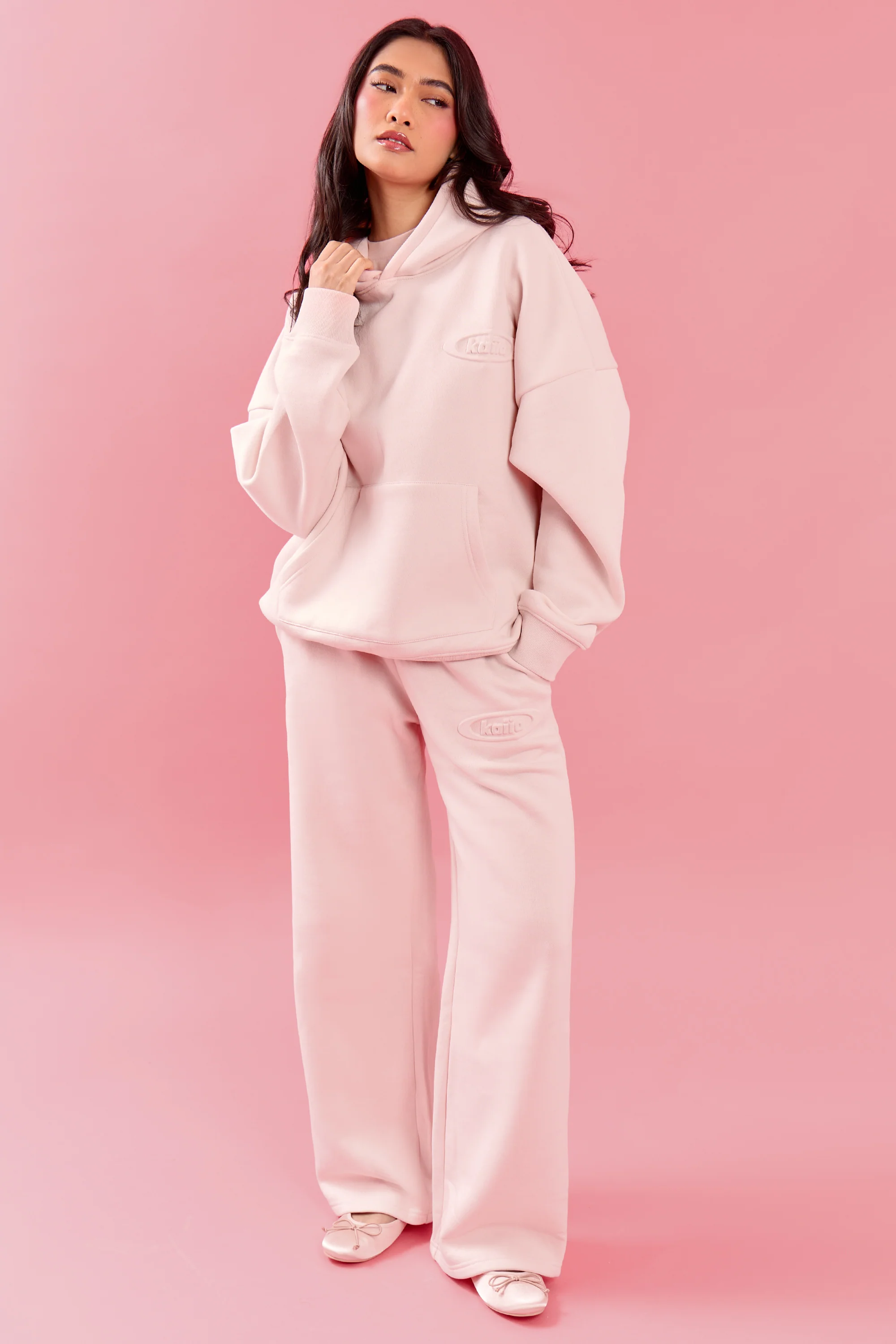 Kaiia Oval Embossed Oversized Hoodie Pink Meringue - Image 3