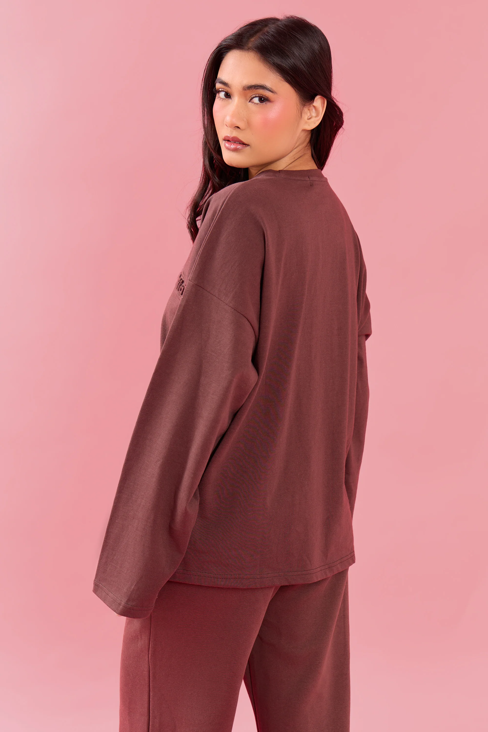 Kaiia Oval Embossed Oversized Long Sleeve T-shirt Cocoa Brown - Image 4