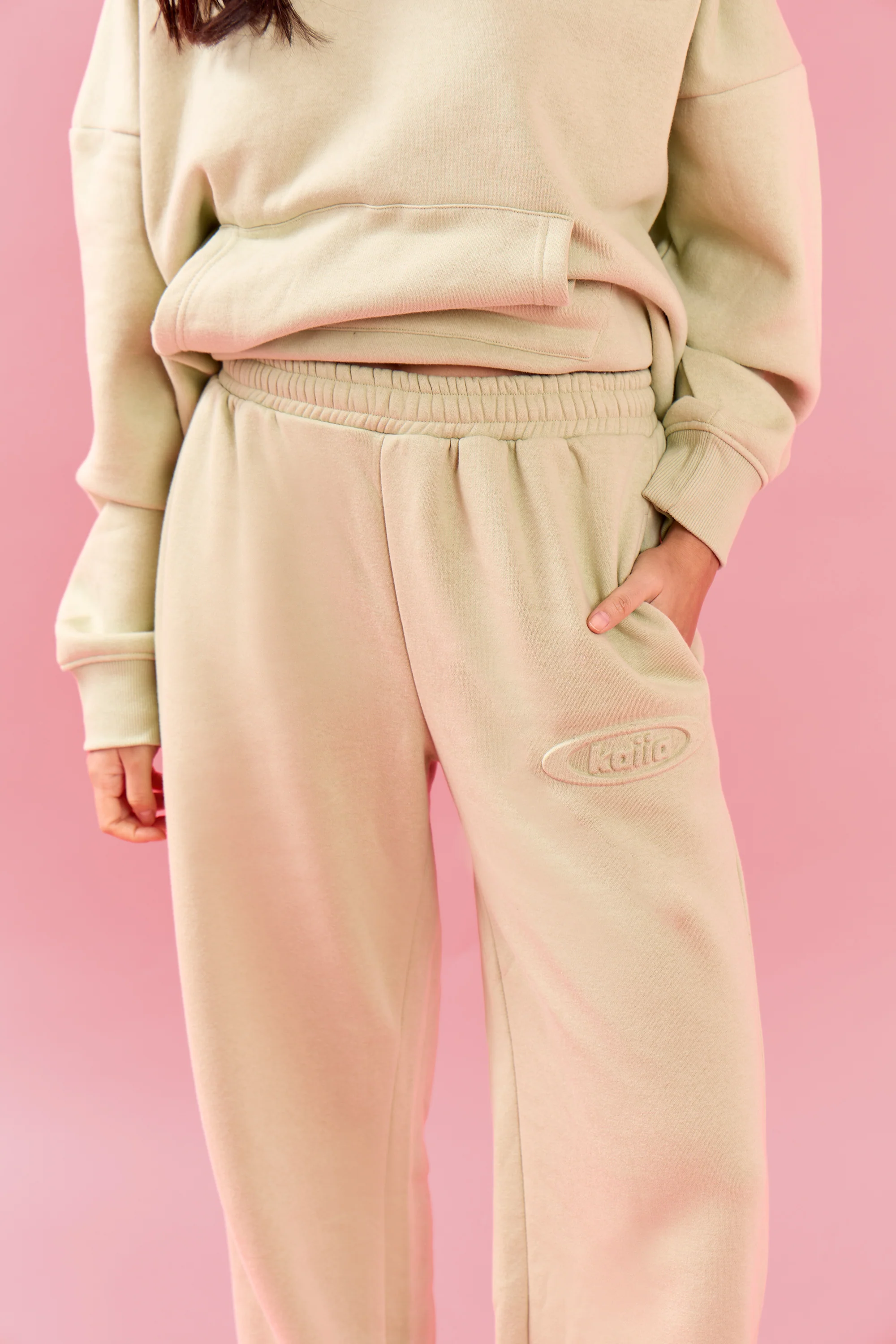 Kaiia Oval Embossed Wide Leg Joggers Pistachio Cream - Image 2