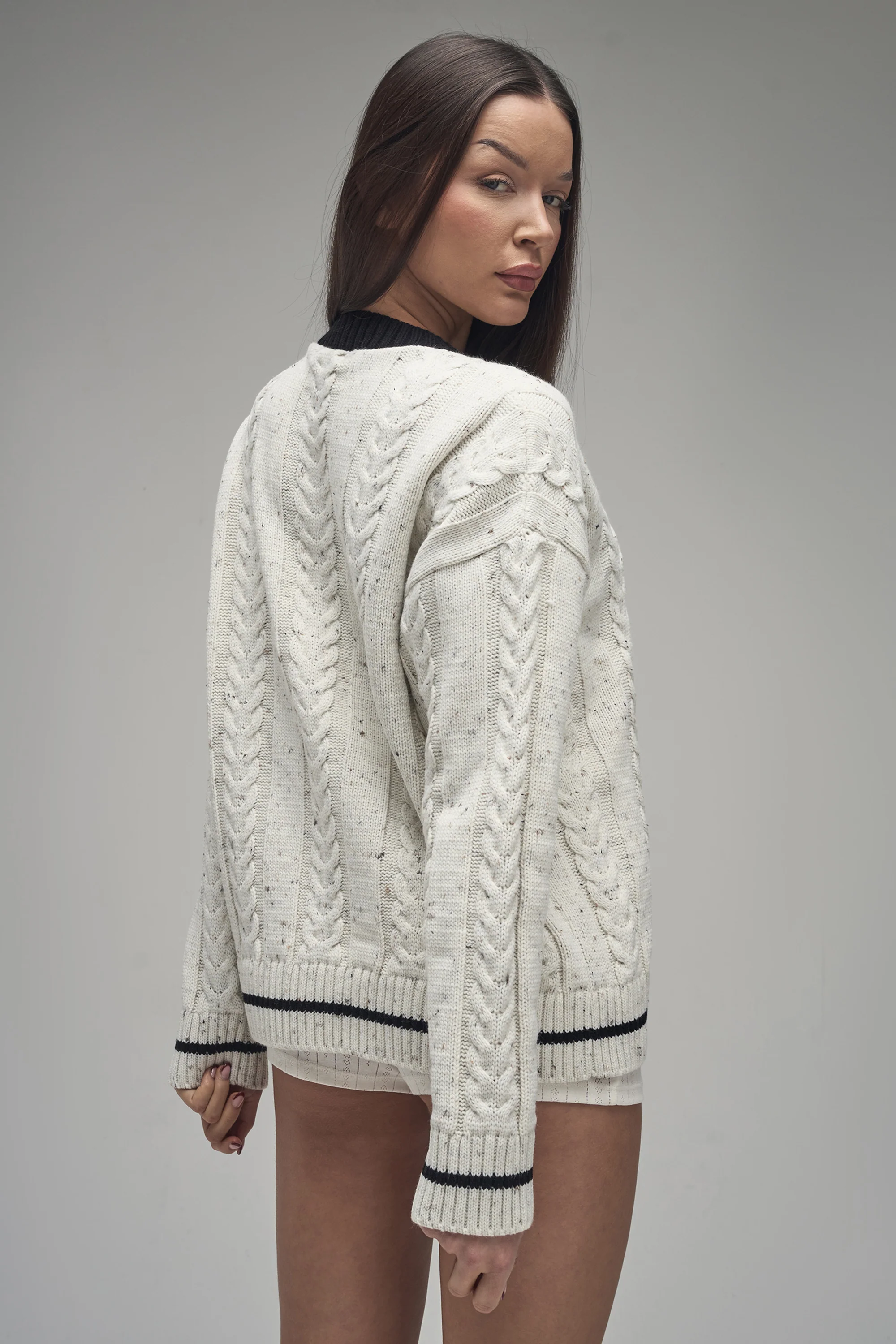 Kaiia Cable Knit Oversized Sweater Cream & Black - Image 7