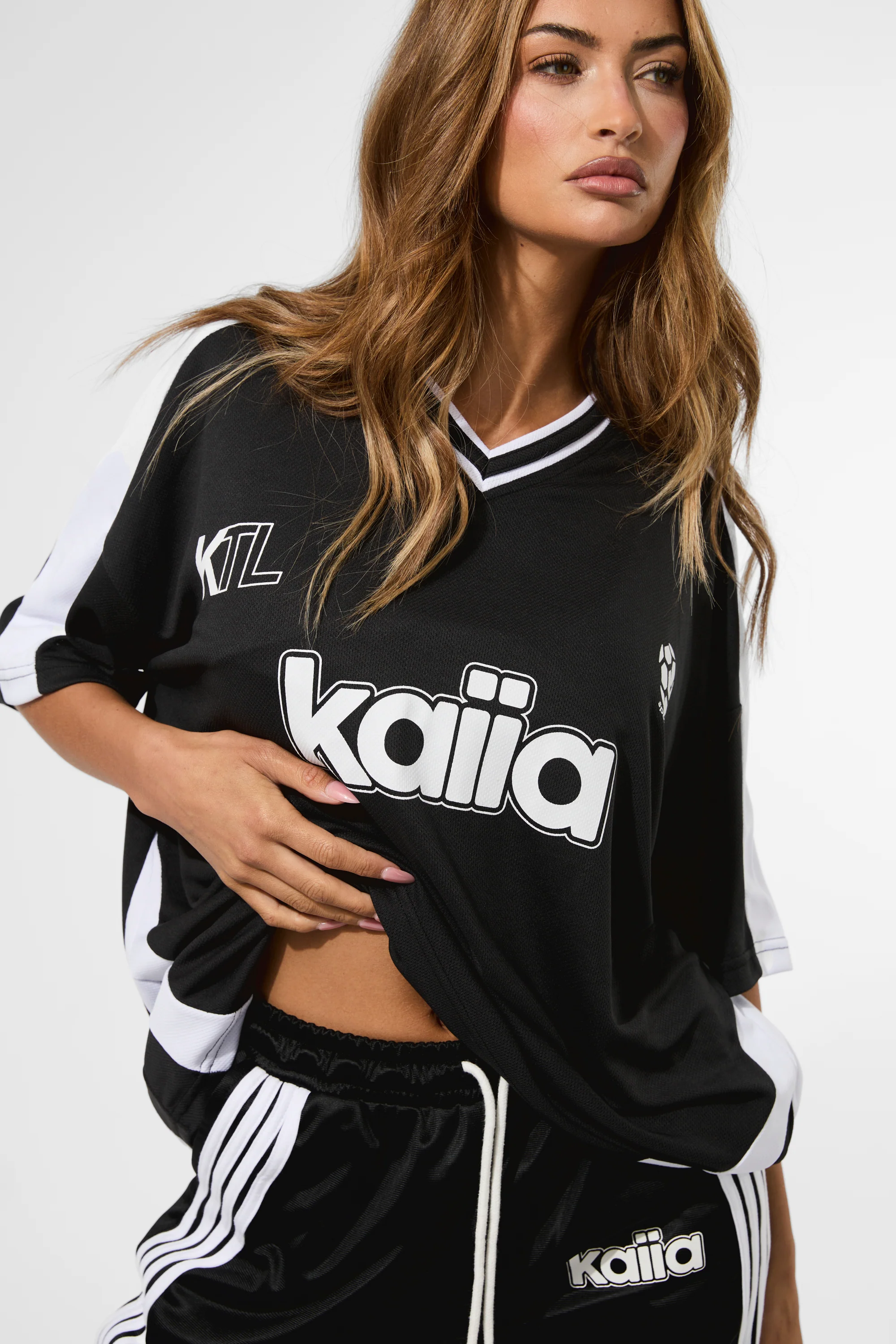 Kaiia Oversized Football Shirt Black - Image 4