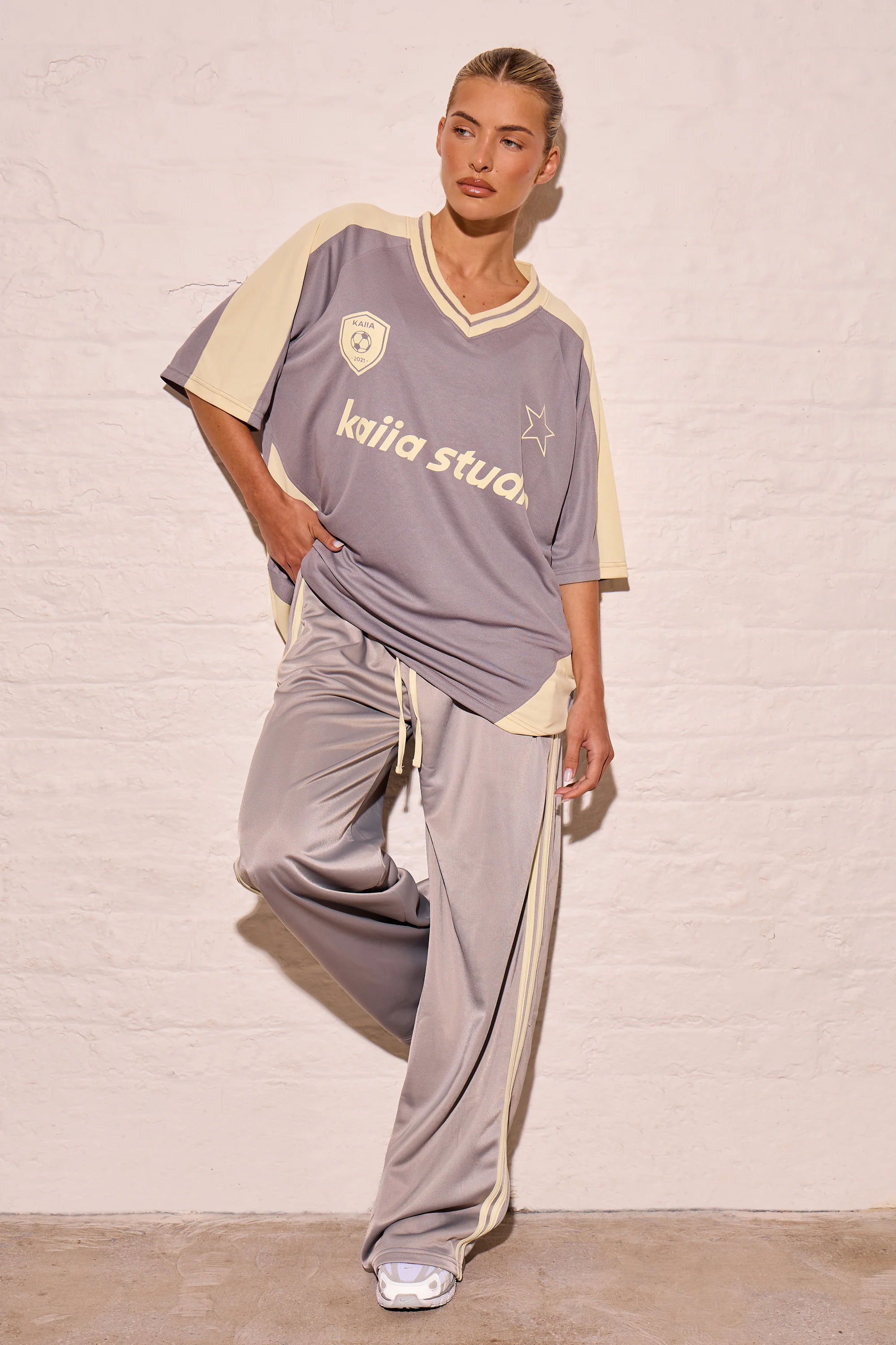 Kaiia Oversized Football Top Mist Grey & Lemon - Image 3