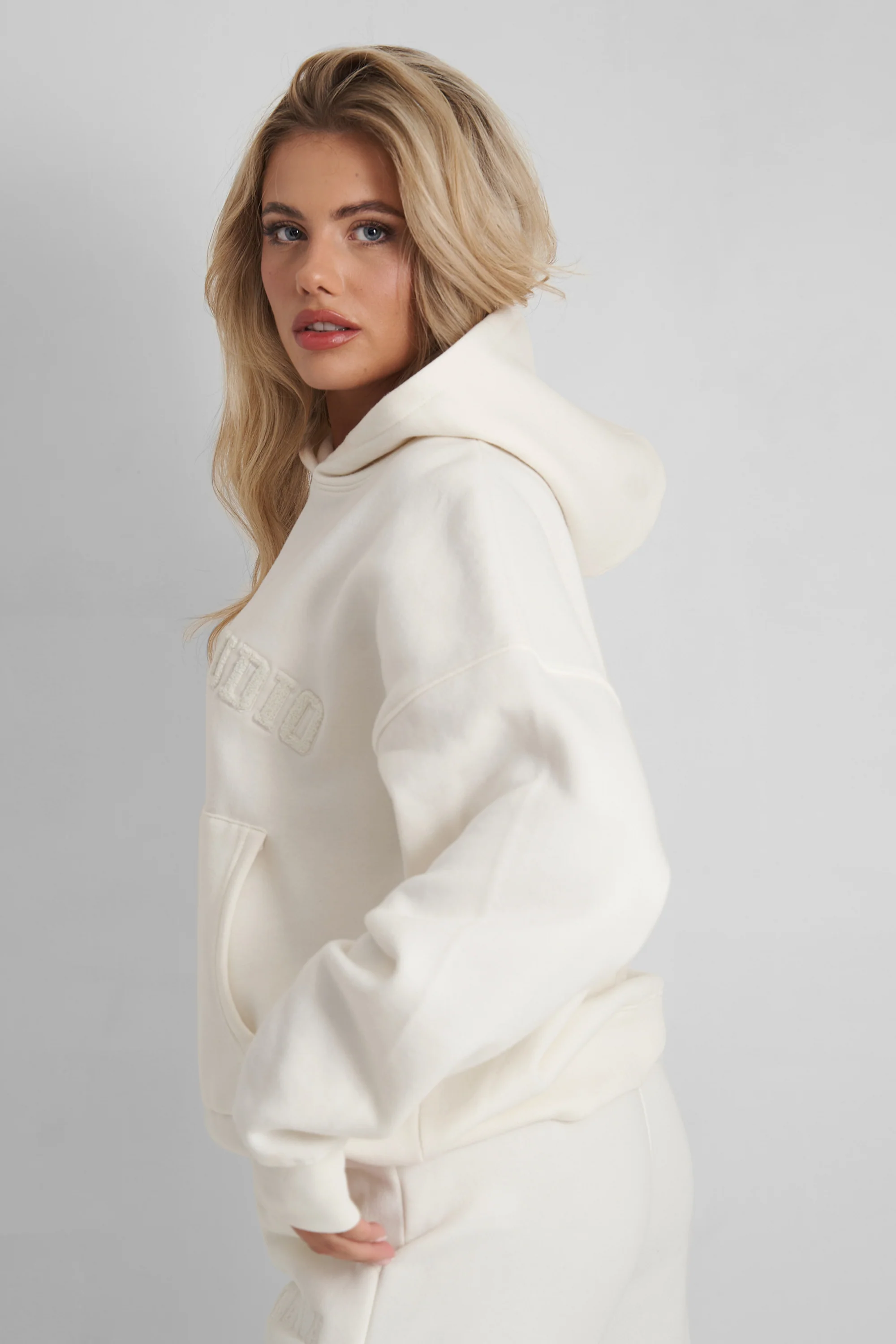 Kaiia Oversized Logo Hoodie in Vanilla - Image 6