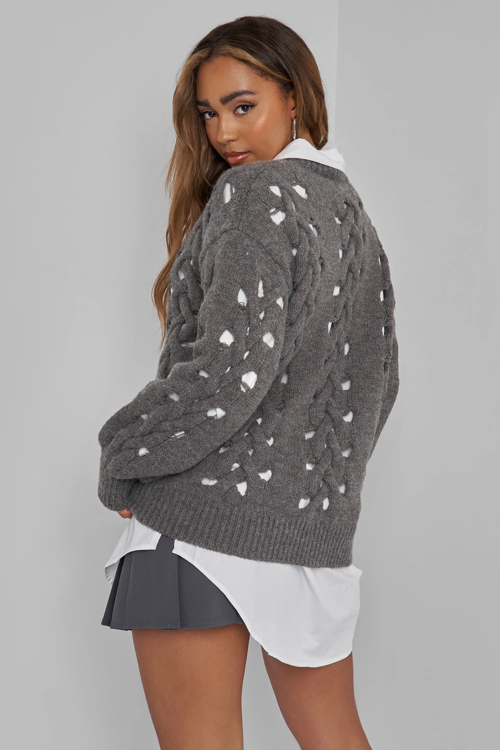Kaiia Oversized Plaited Jumper in Charcoal - Image 3