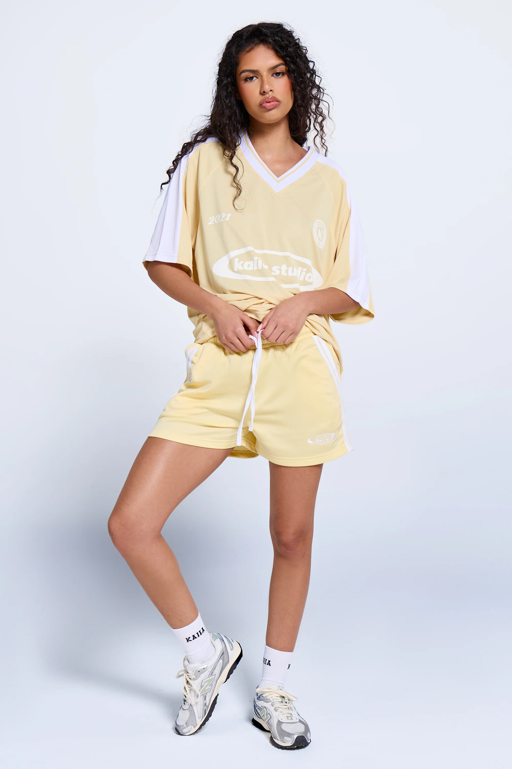 Kaiia Oversized Short Sleeve Football Top Lemon & White - Image 6
