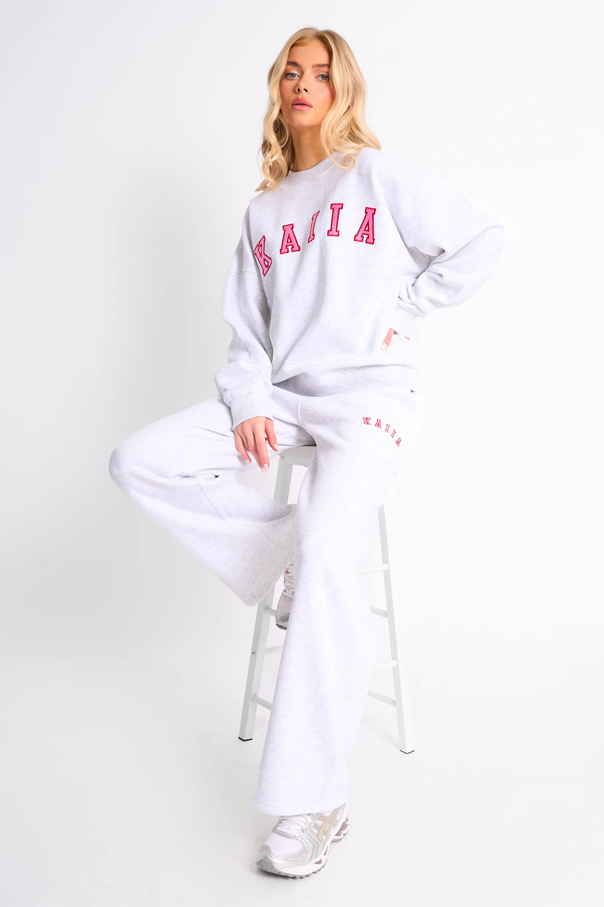 Kaiia Slogan Oversized Sweatshirt Light Grey Marl & Pink Contrast - Image 3