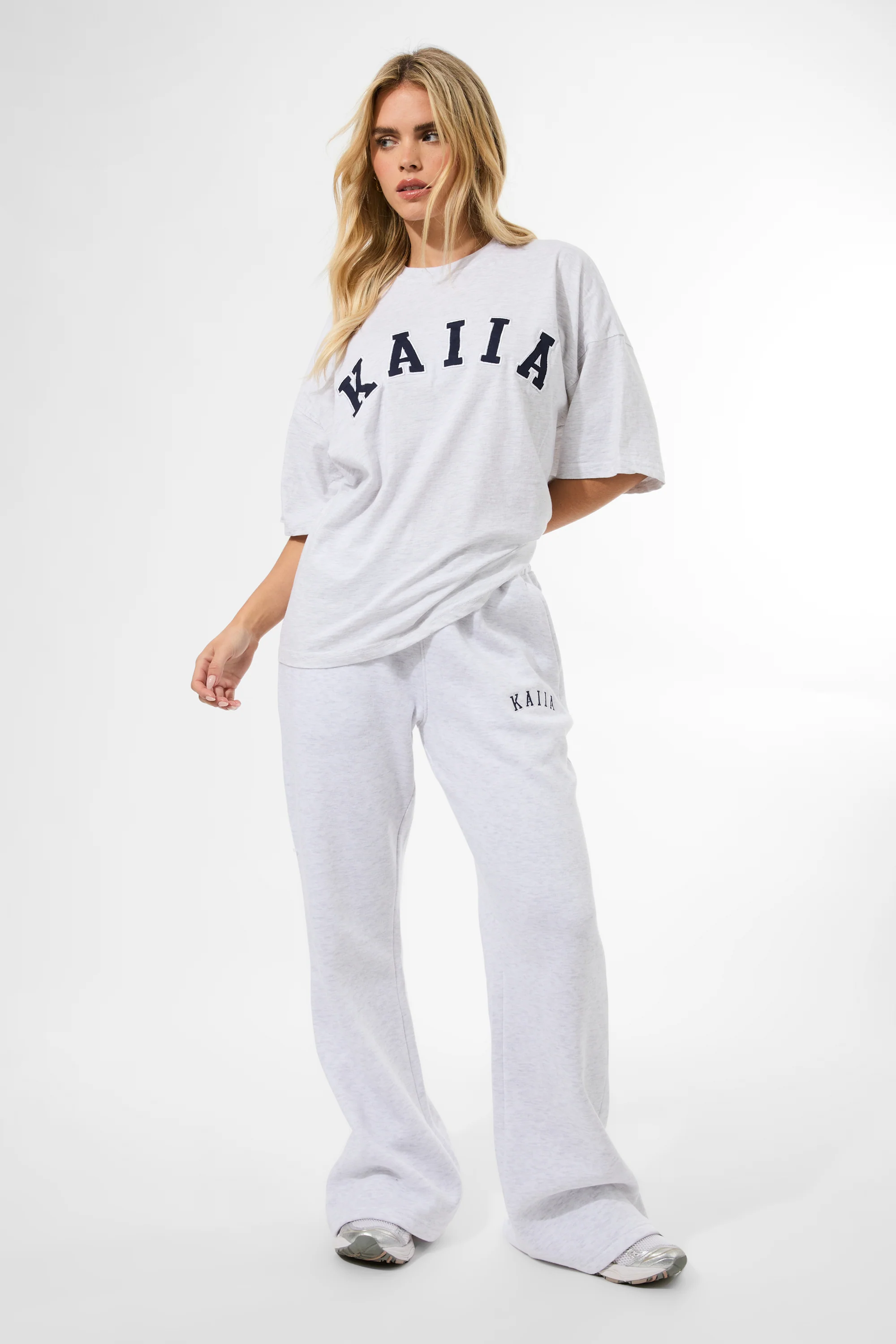 Kaiia Oversized T-shirt Light Grey Marl & Navy - Image 9
