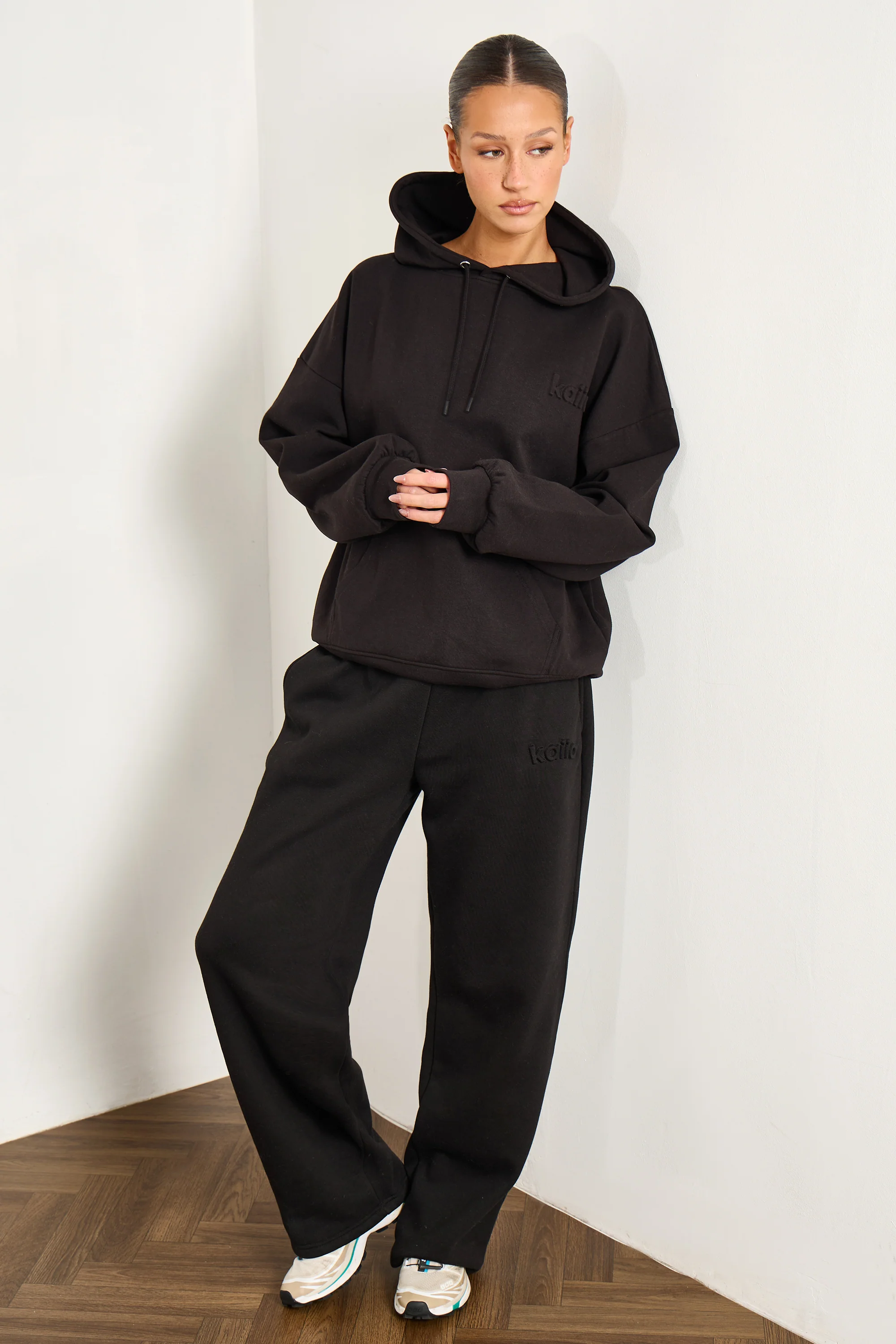 Kaiia Premium Scuba Oversized Hoodie Black - Image 3