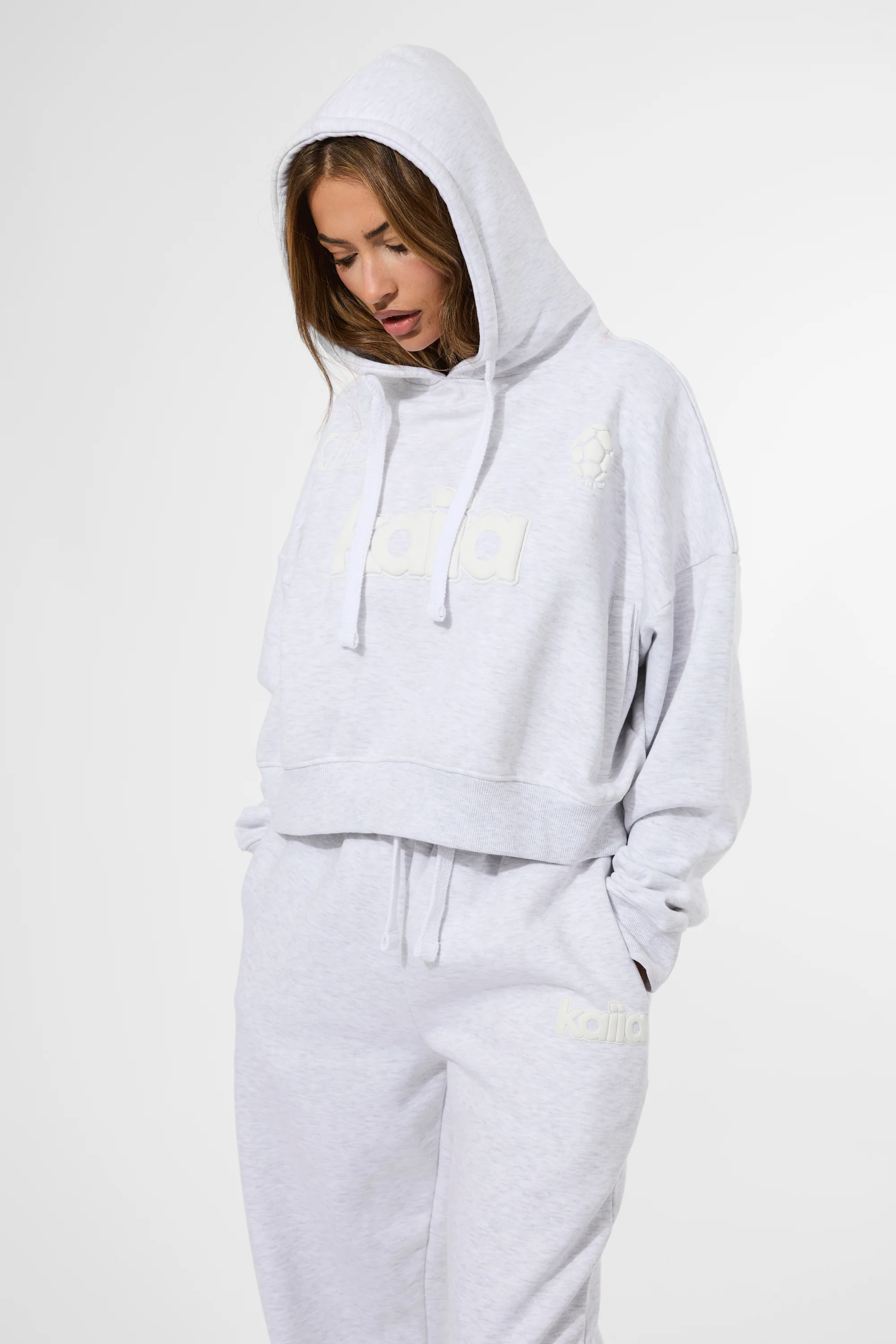 Kaiia Puff Print Cropped Oversized Hoodie Ash Grey Marl - Image 4