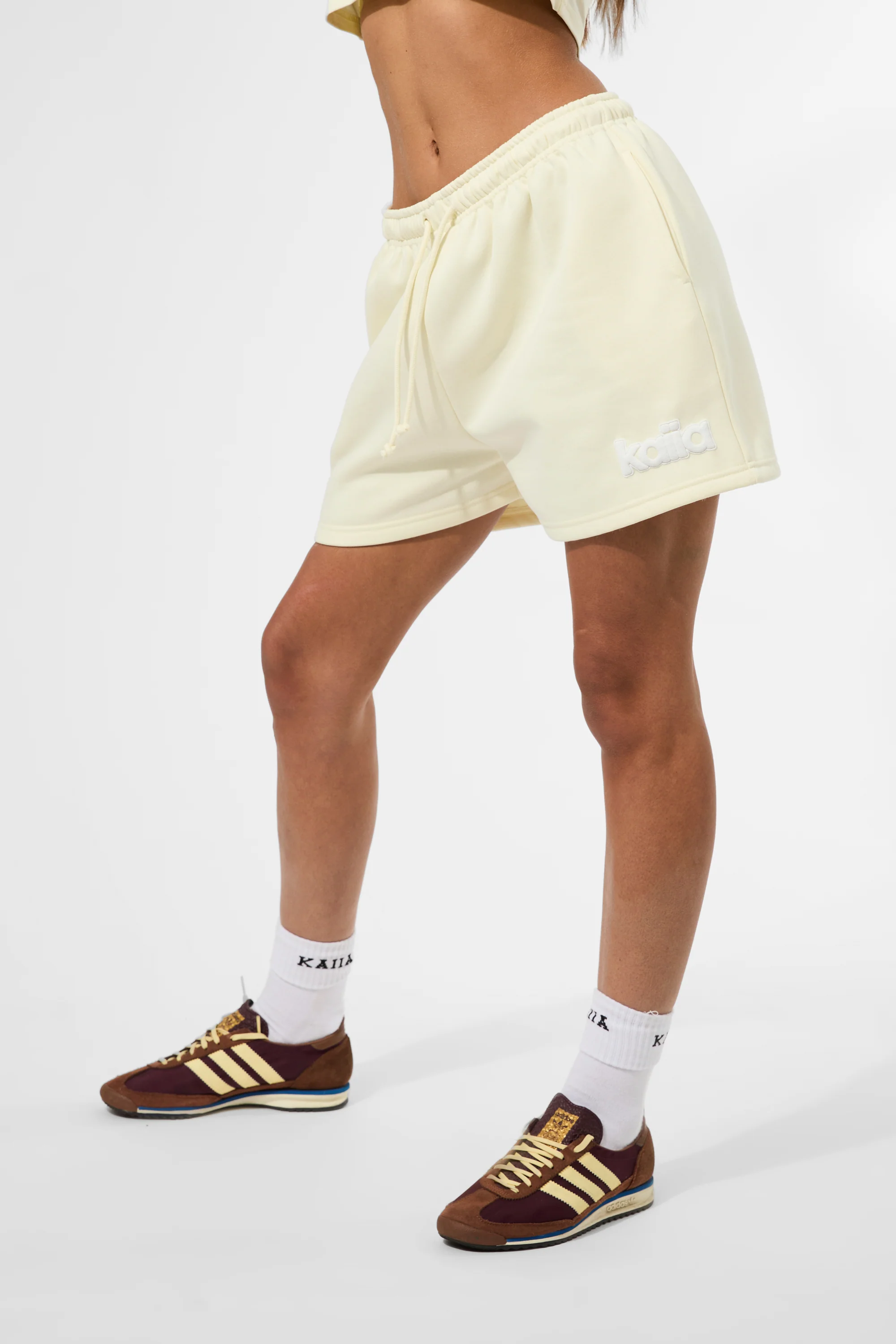 Kaiia Puff Print Sweat Shorts Lemon - Image 3