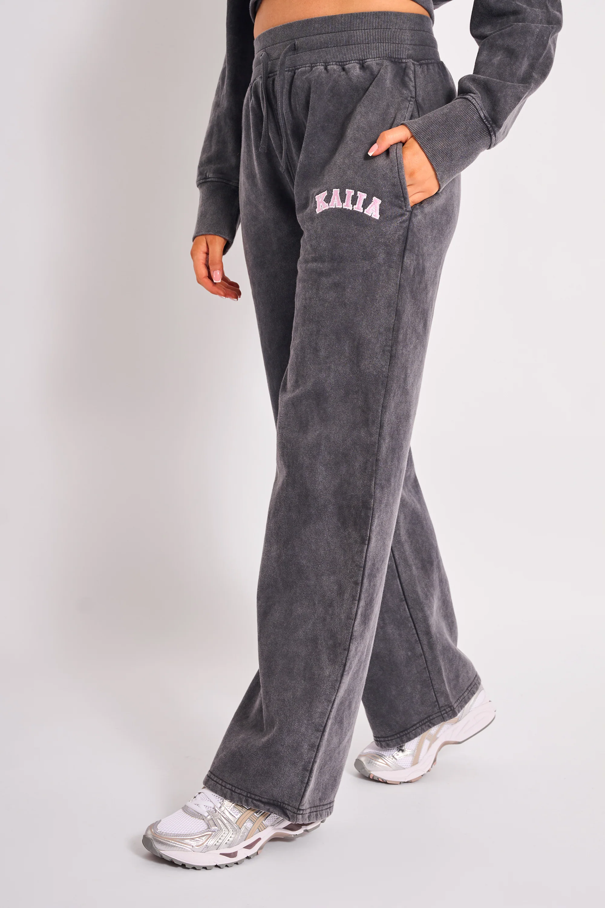 Kaiia Ribbed Waistband Wide Leg Sweat Pants Washed Dark Grey & Pink - Image 2