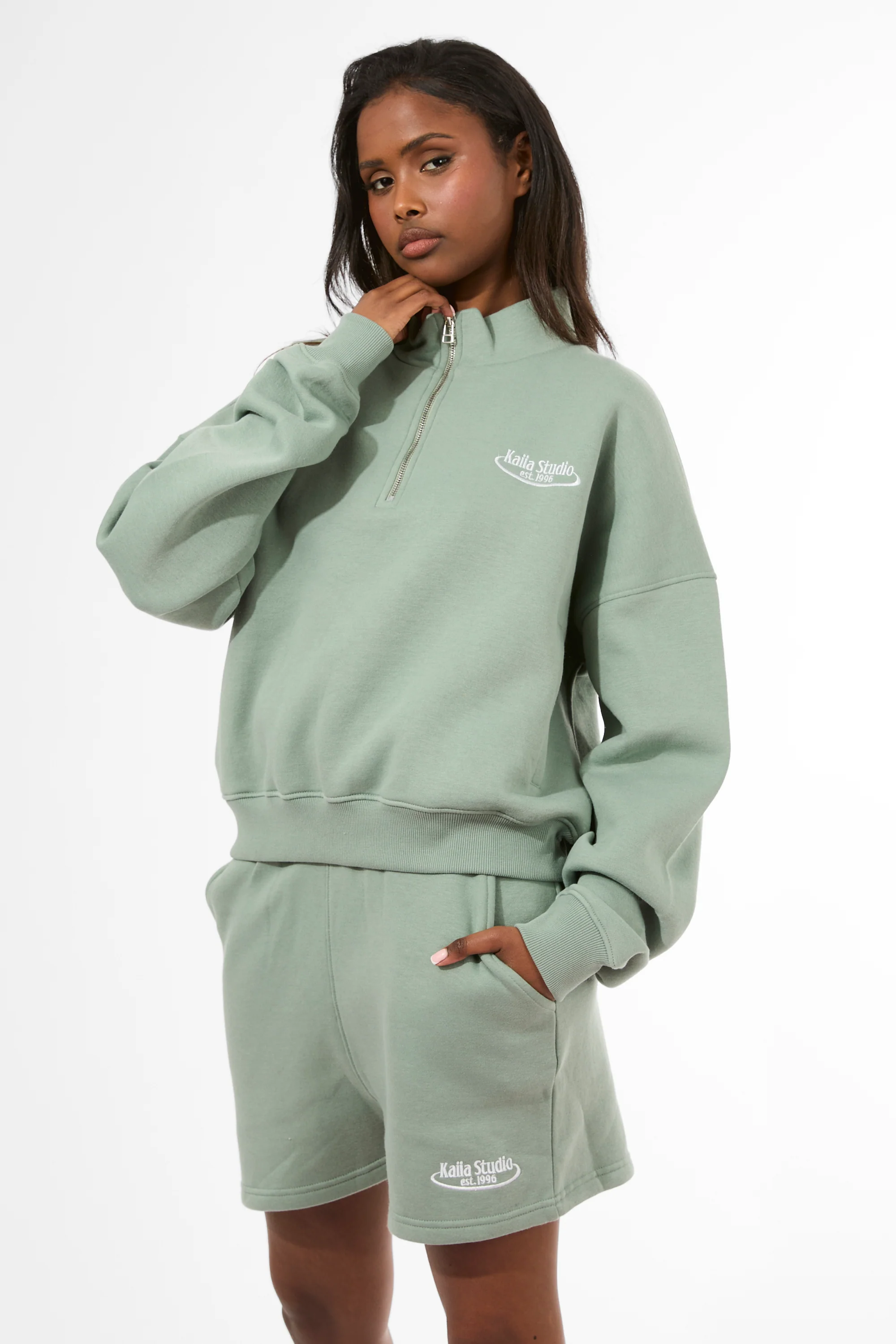 Kaiia Running Club Logo Quarter Zip Sweatshirt Green Tea - Image 3