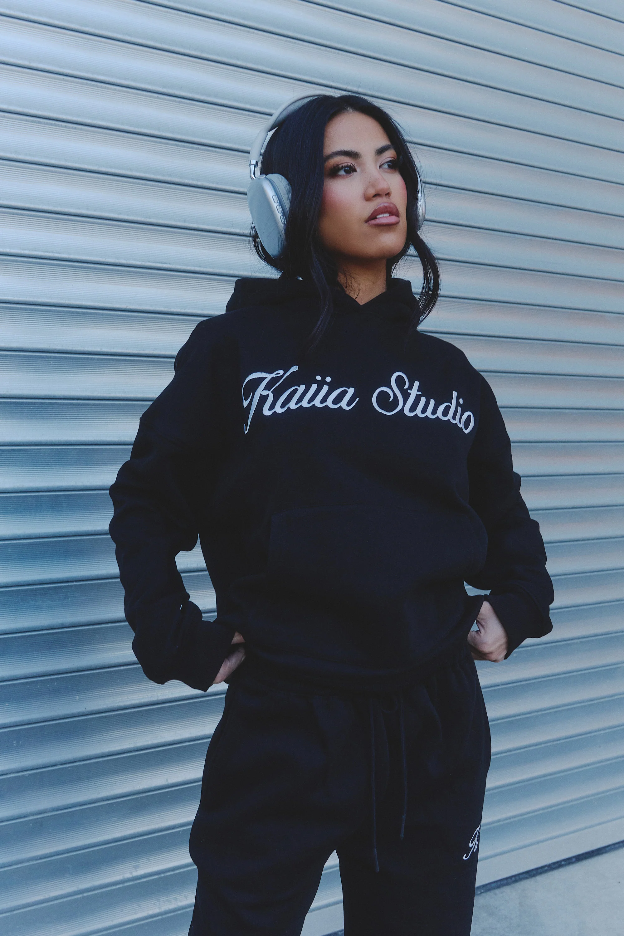 Kaiia Script Logo Oversized Hoodie Black - Image 5
