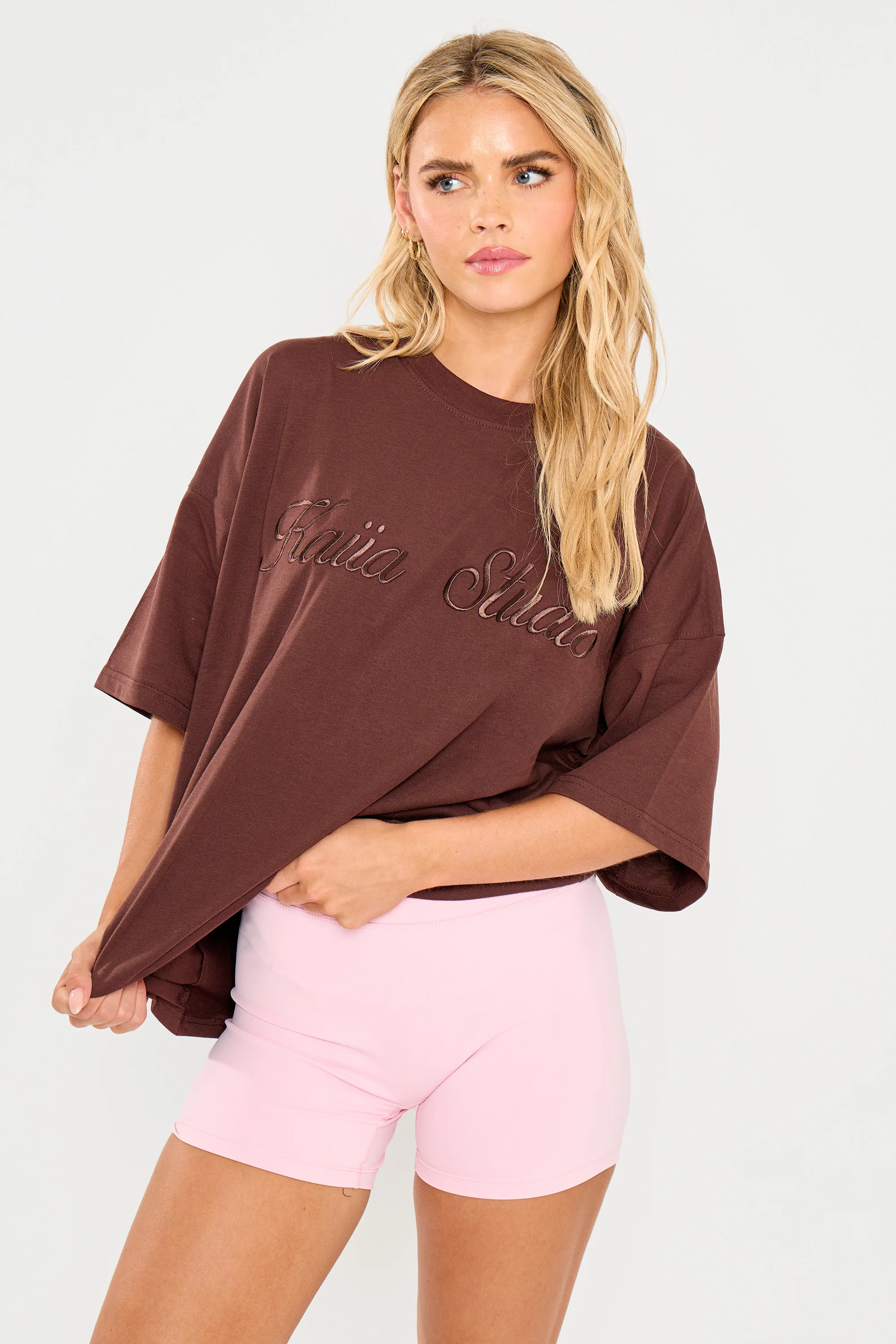 Kaiia Script Logo Oversized T-Shirt Mocha - Image 5