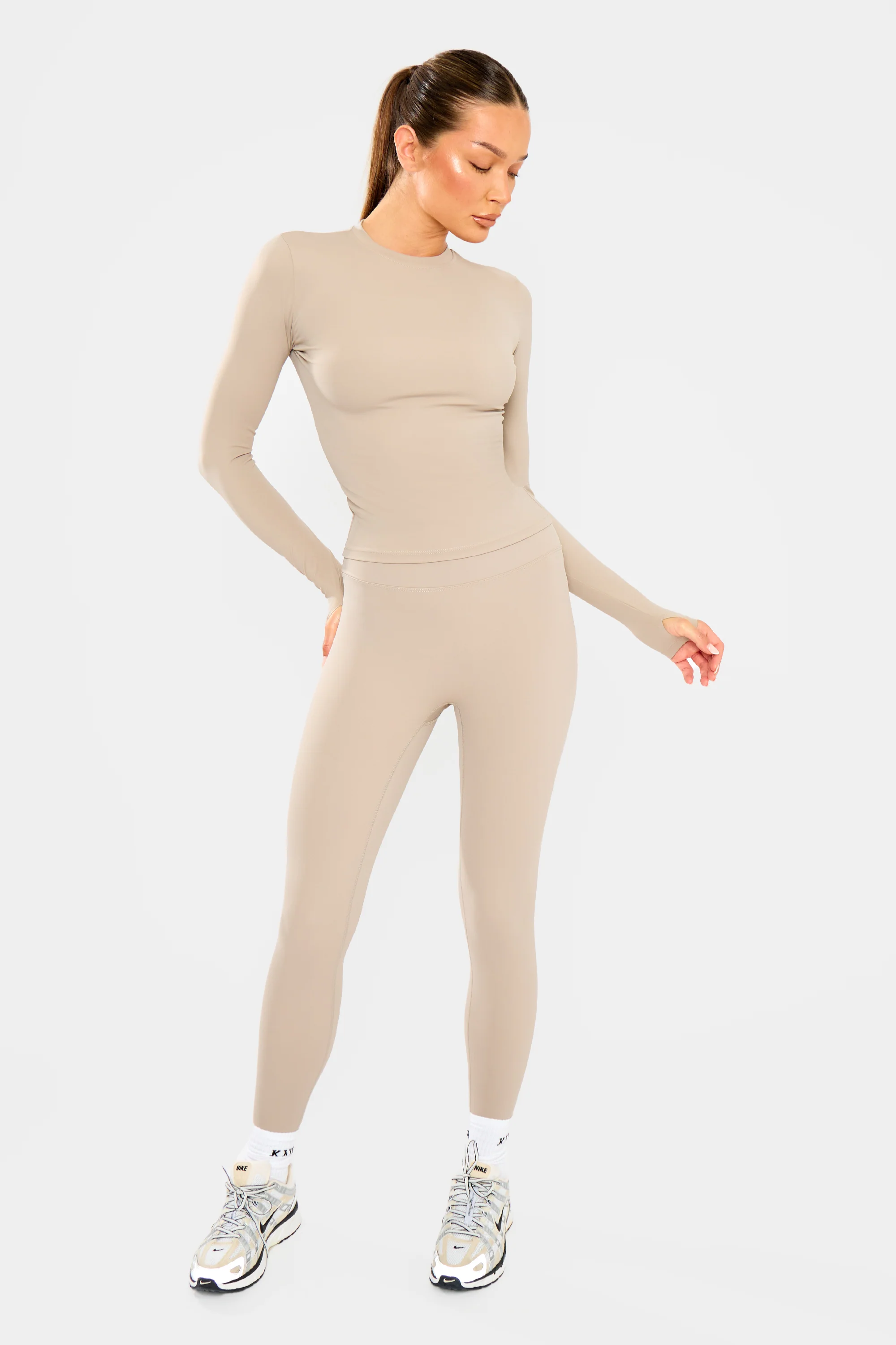 Kaiia Sculpt Leggings Ash Taupe - Image 4
