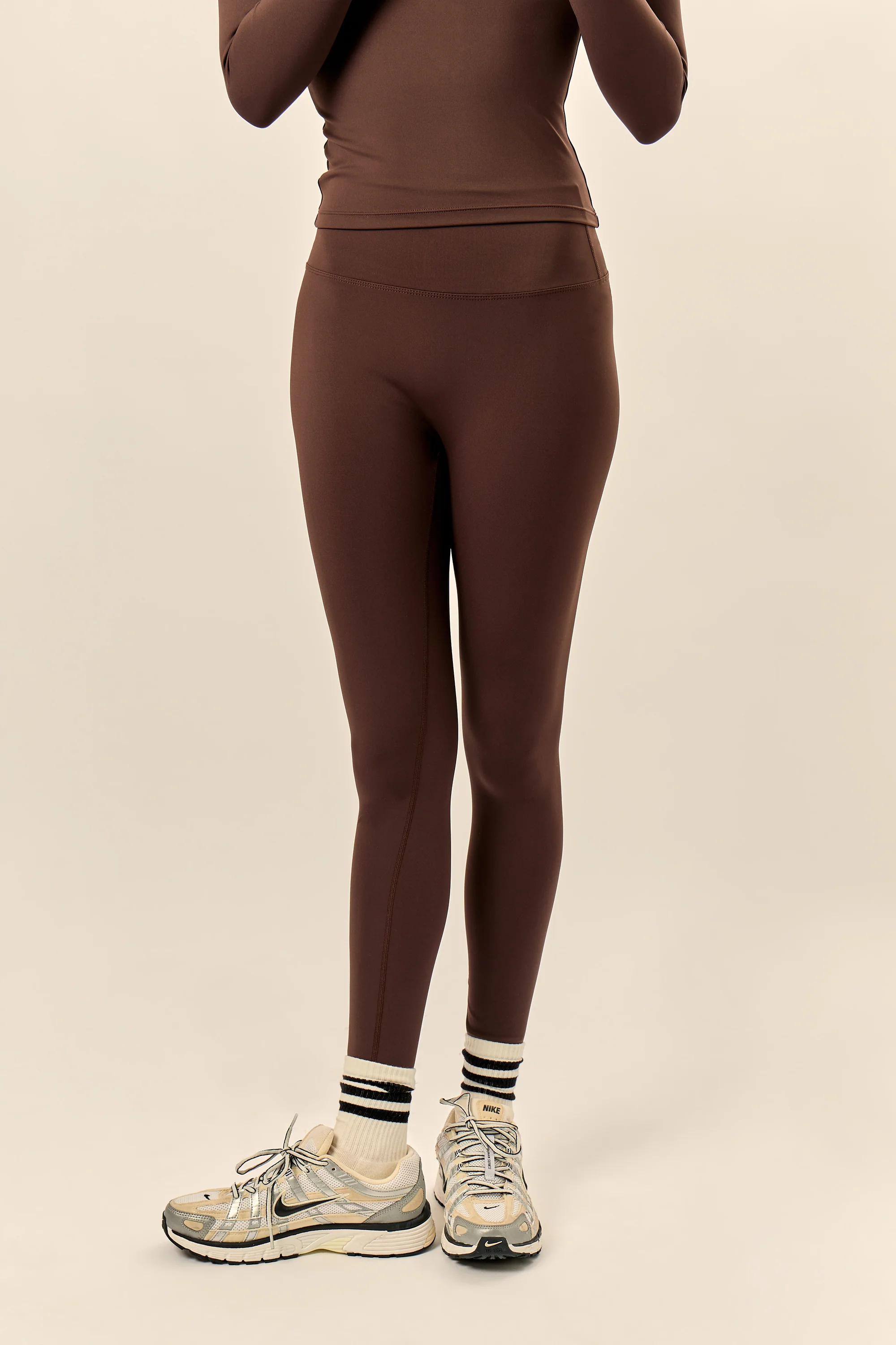 Kaiia Sculpt Leggings Bitter Chocolate - Image 3