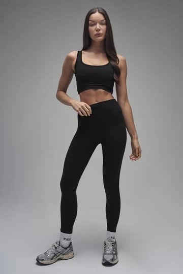 Kaiia Sculpt Leggings Black on Black