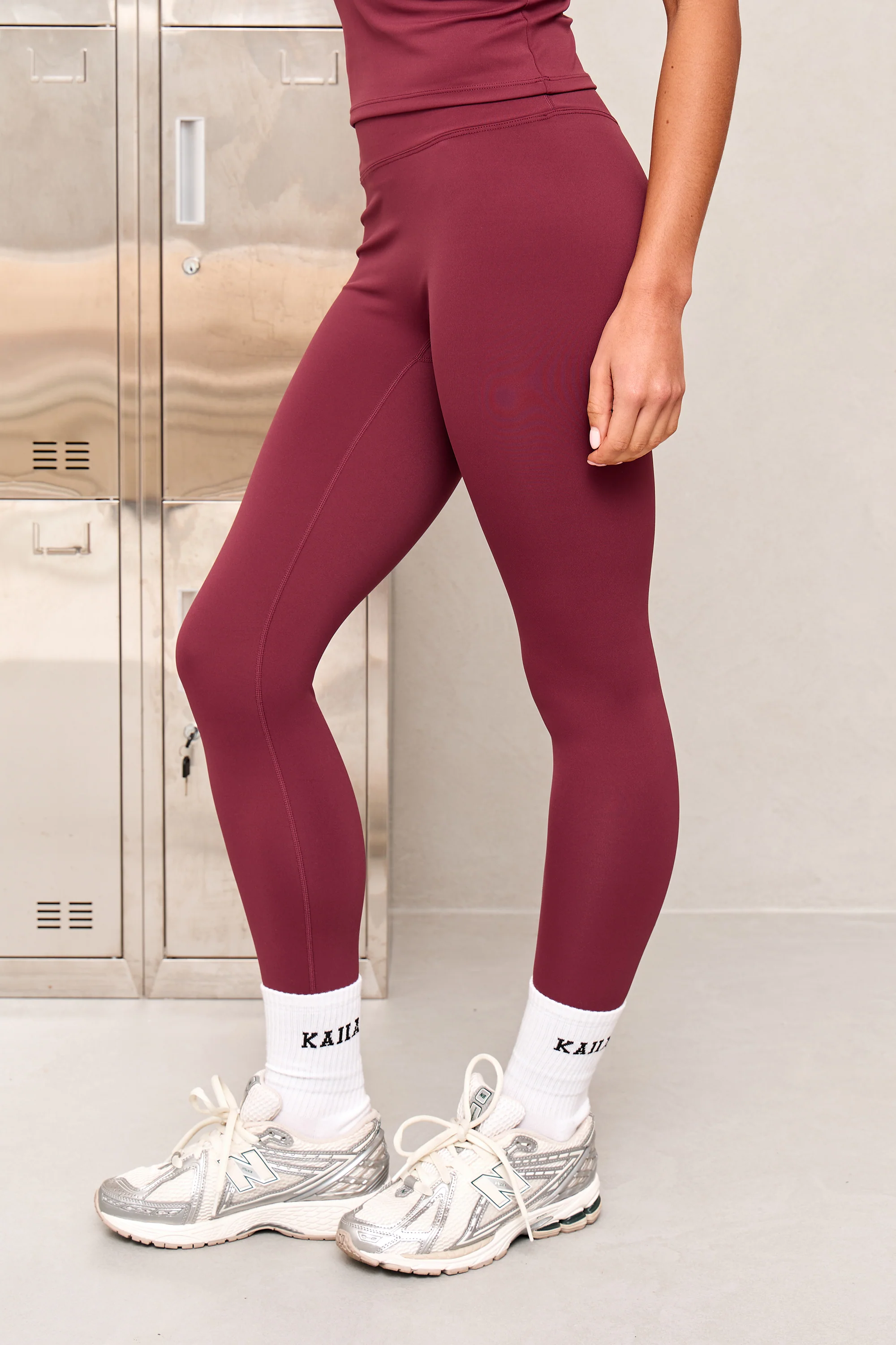 Kaiia Sculpt Leggings Dark Cherry - Image 3