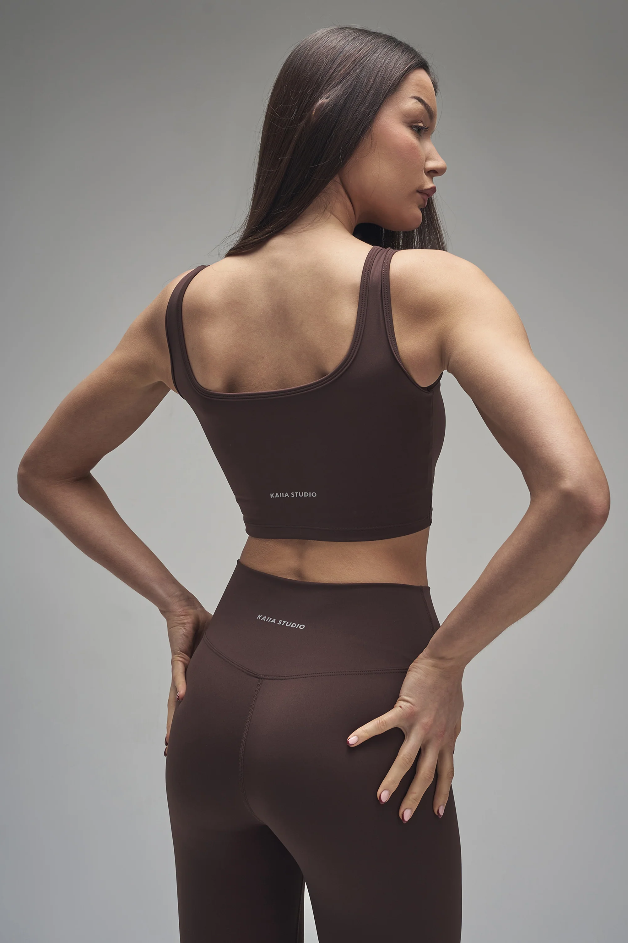 Kaiia Sculpt Square Neck Crop Top Bitter Chocolate - Image 2