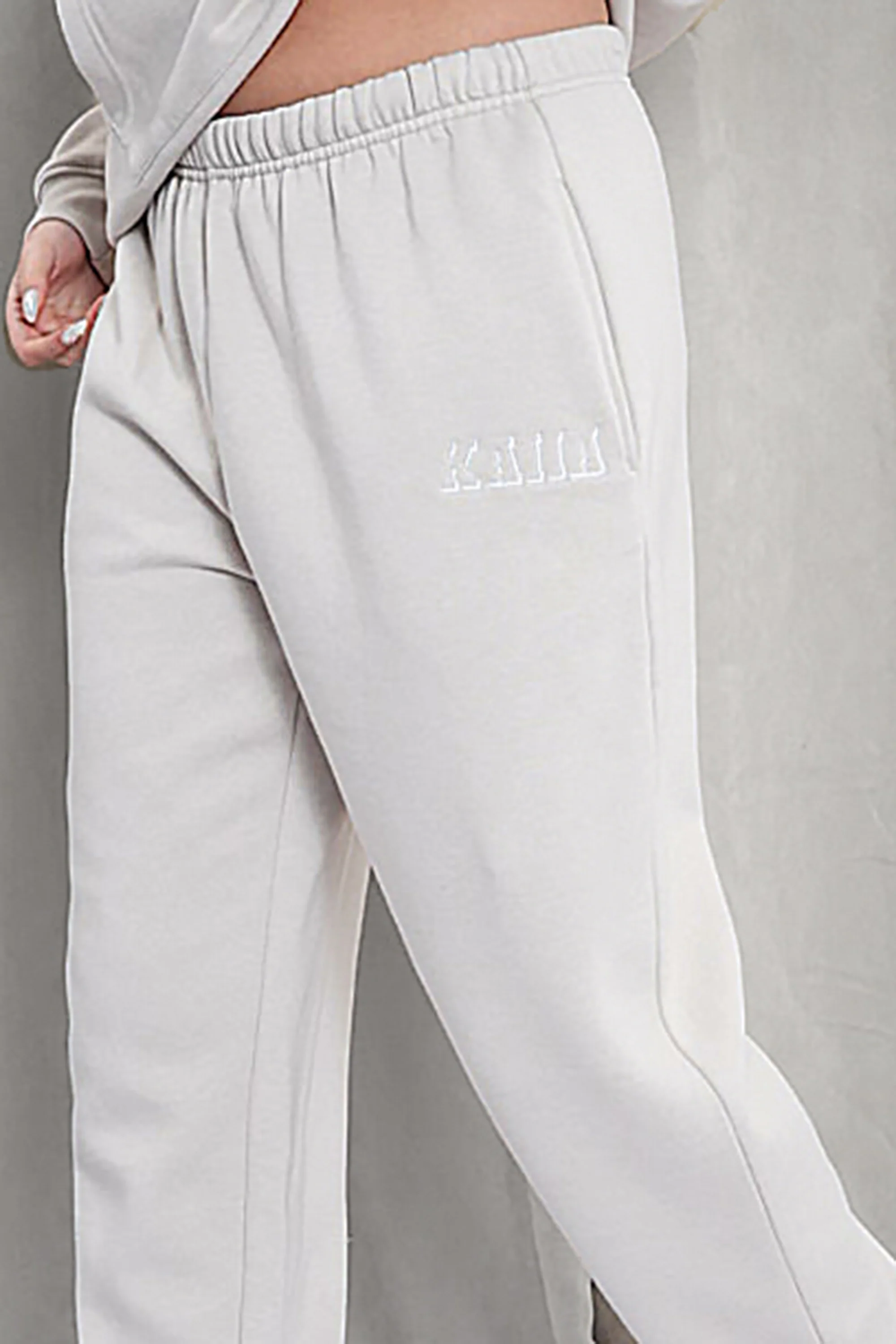 Kaiia Shadow Logo Cuffed Joggers Stone - Image 8