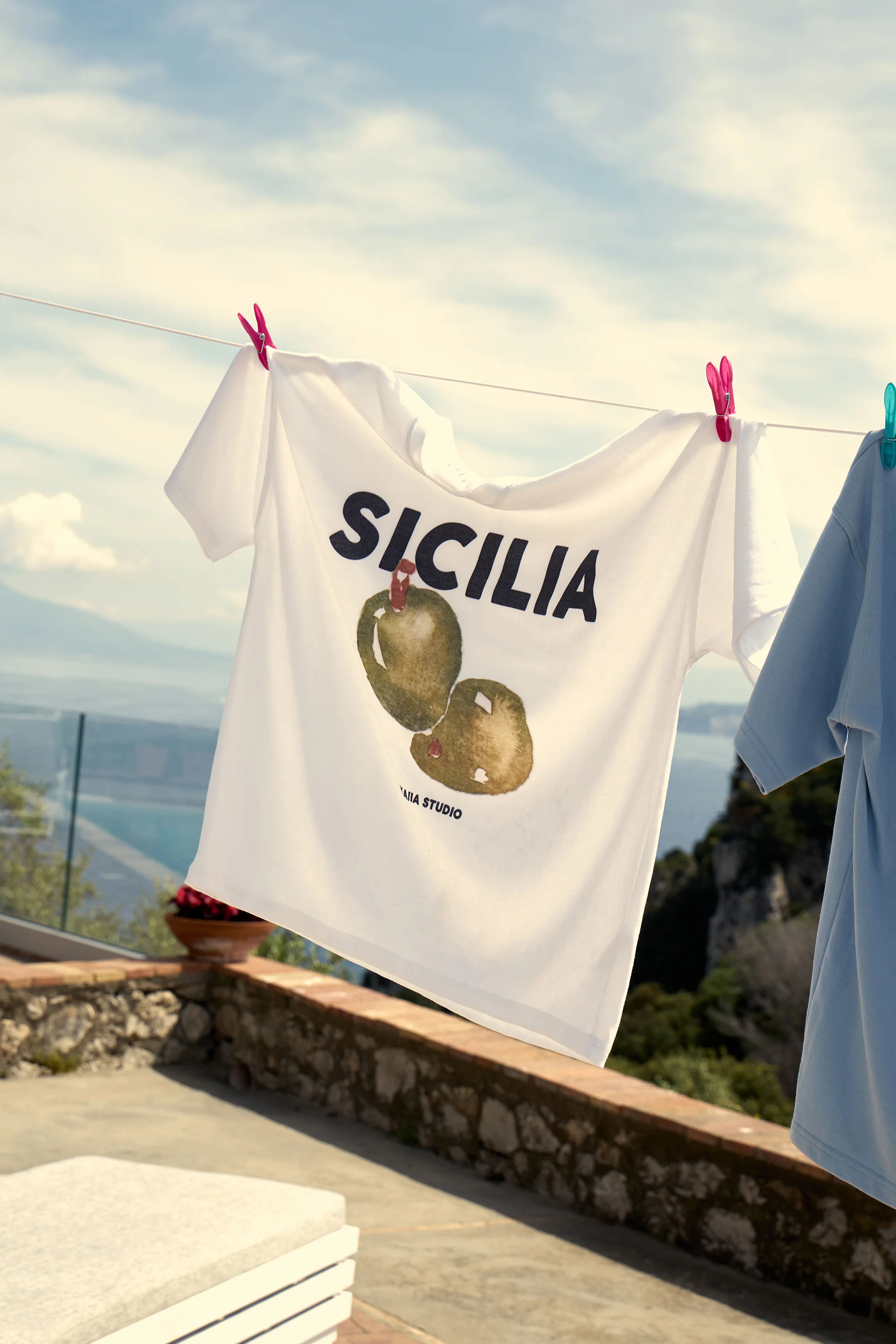 Kaiia Sicilia Olives Graphic Oversized T-Shirt White - Image 11