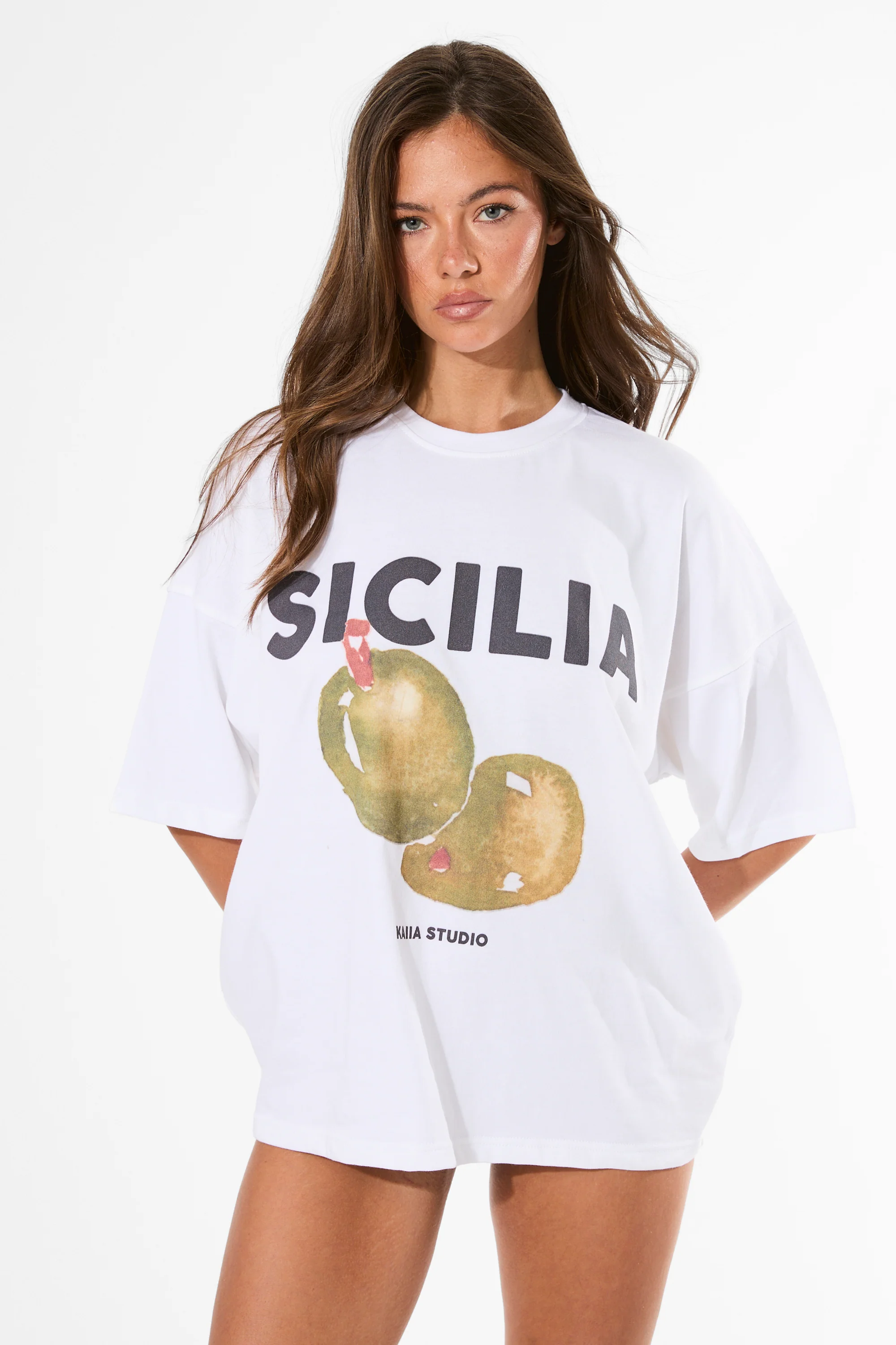 Kaiia Sicilia Olives Graphic Oversized T-Shirt White - Image 5