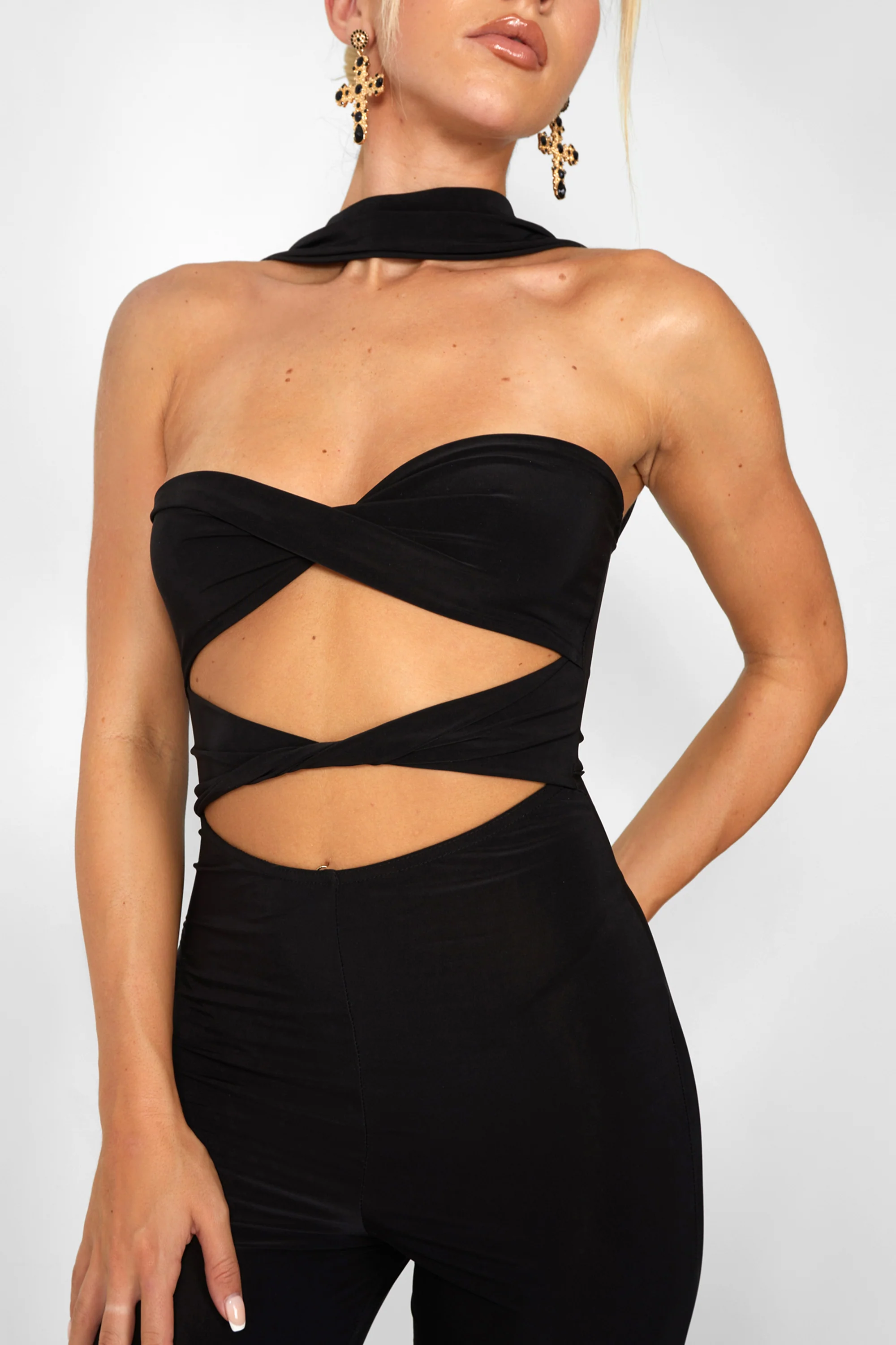 Kaiia Slinky Choker Cut Out Jumpsuit in Black - Image 2