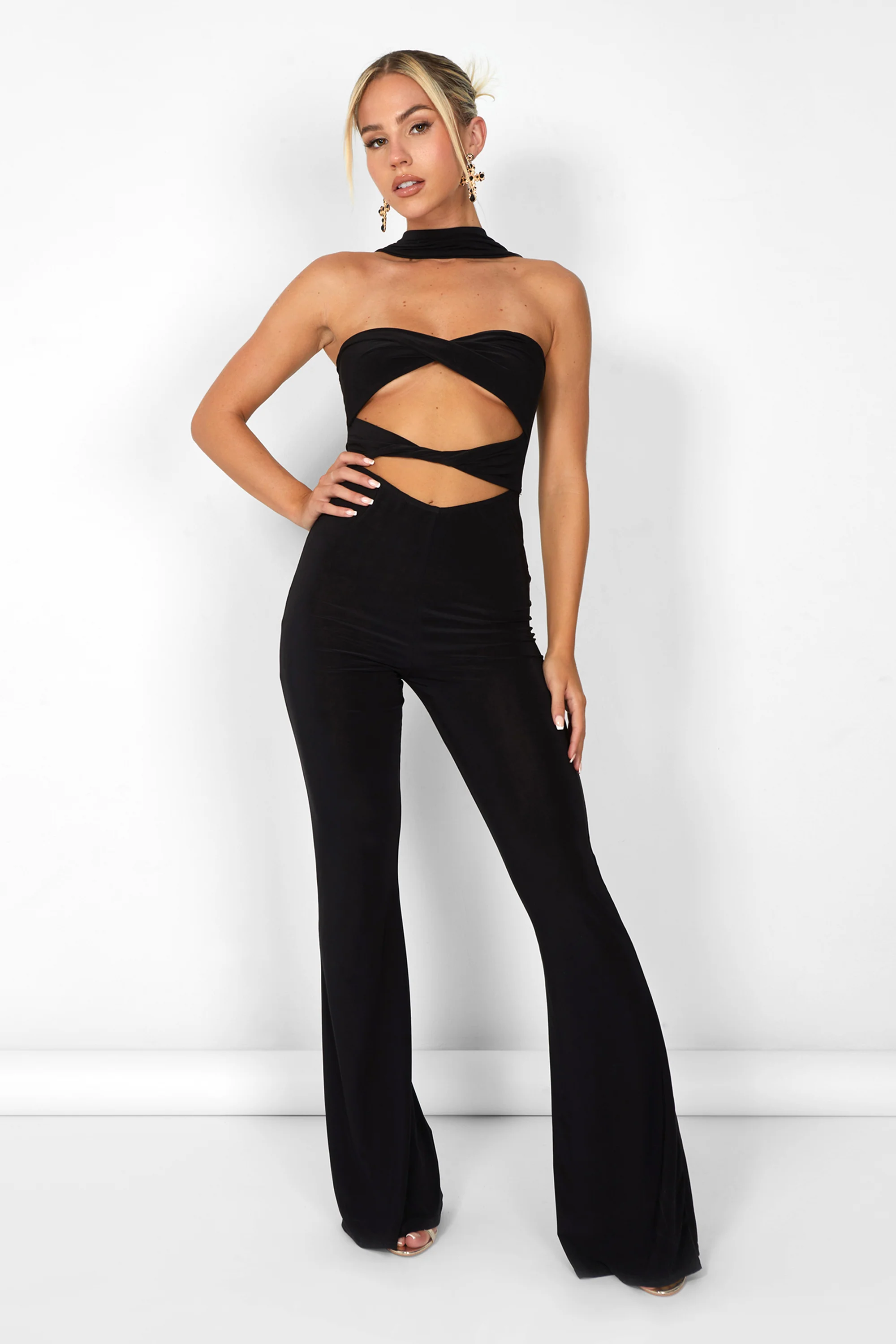 Kaiia Slinky Choker Cut Out Jumpsuit in Black - Image 3