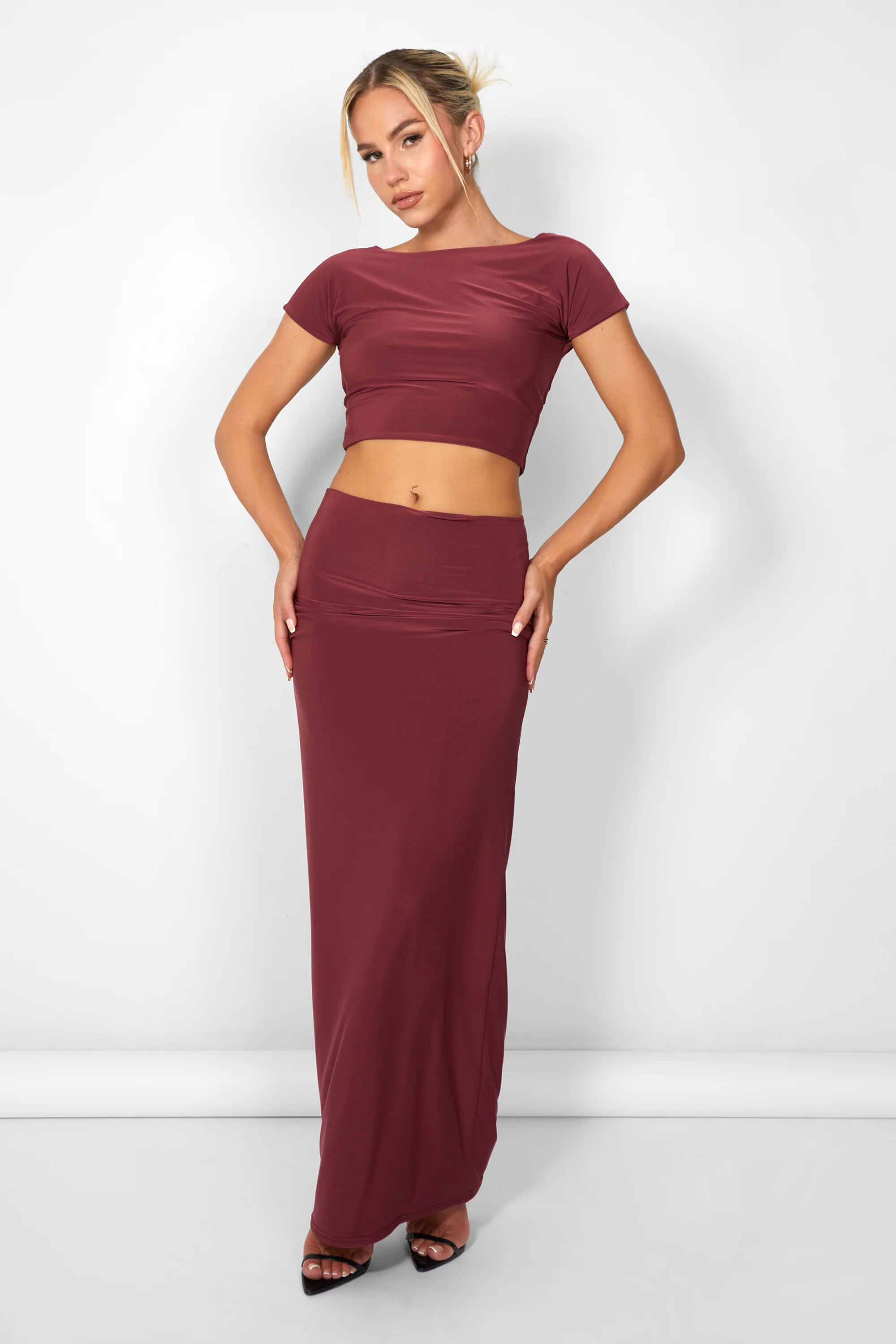 Kaiia Slinky Low Back Top Co-ord in Burgundy - Image 3