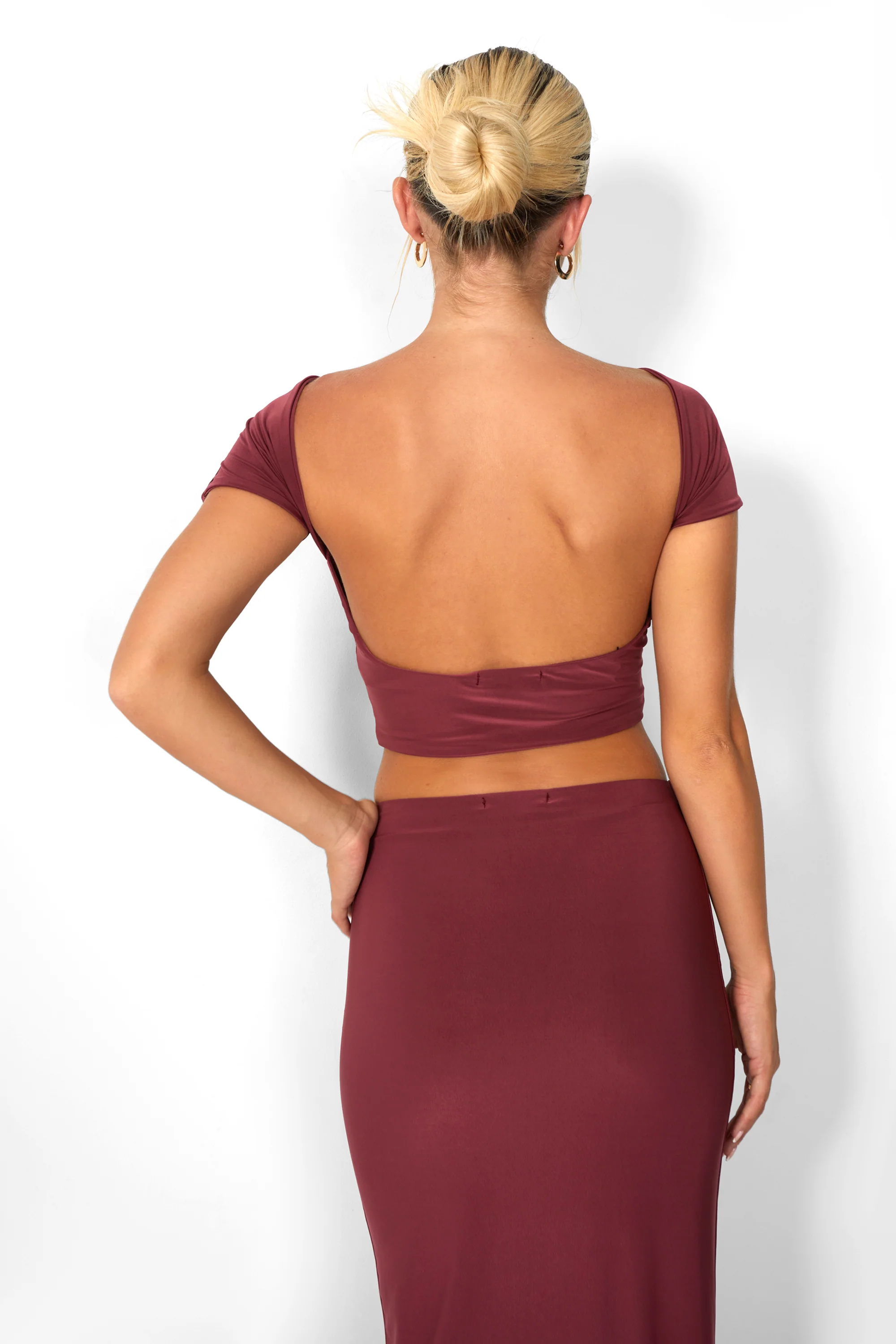 Kaiia Slinky Low Back Top Co-ord in Burgundy - Image 5