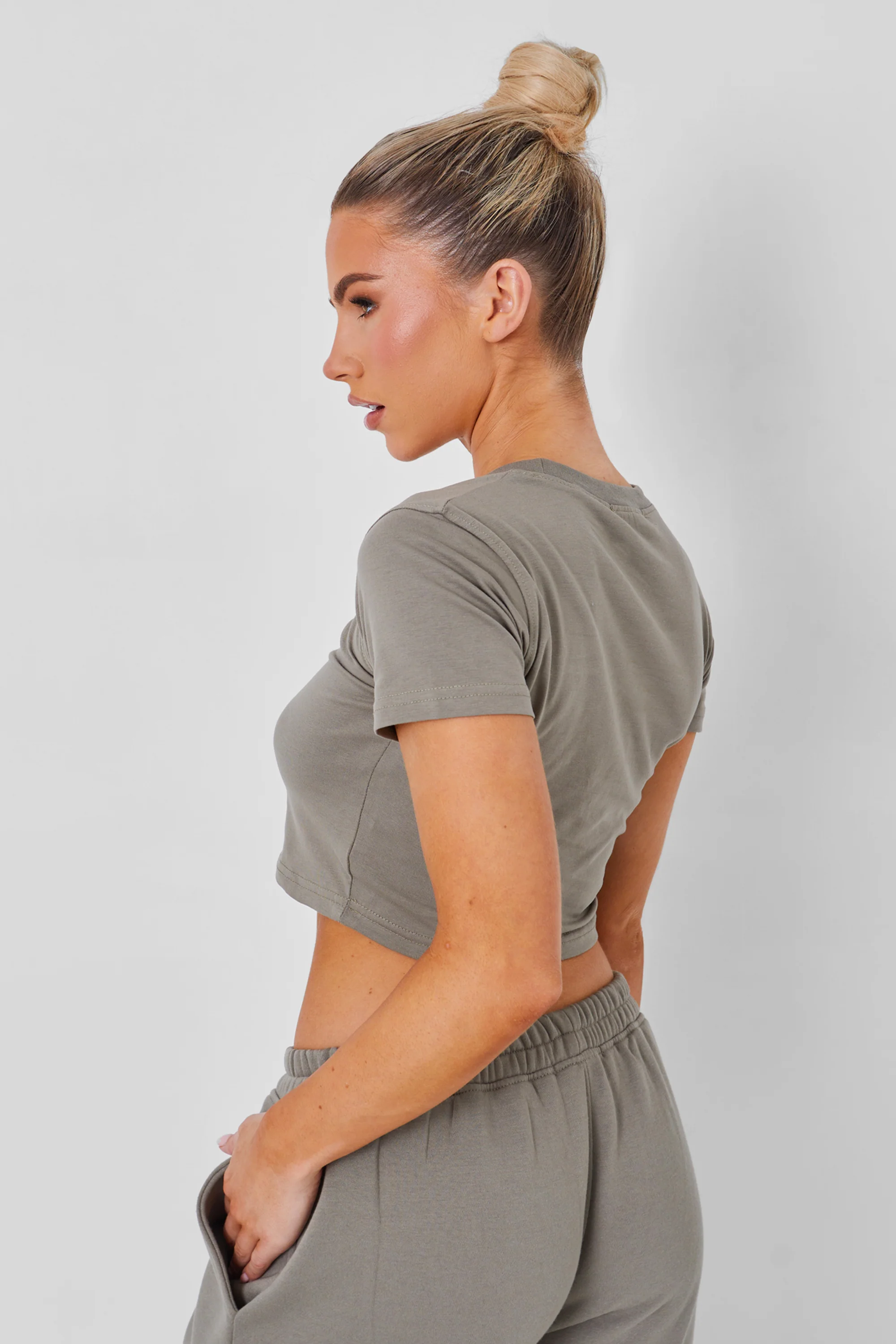 Kaiia Slogan Baby Tee Khaki - Image 4