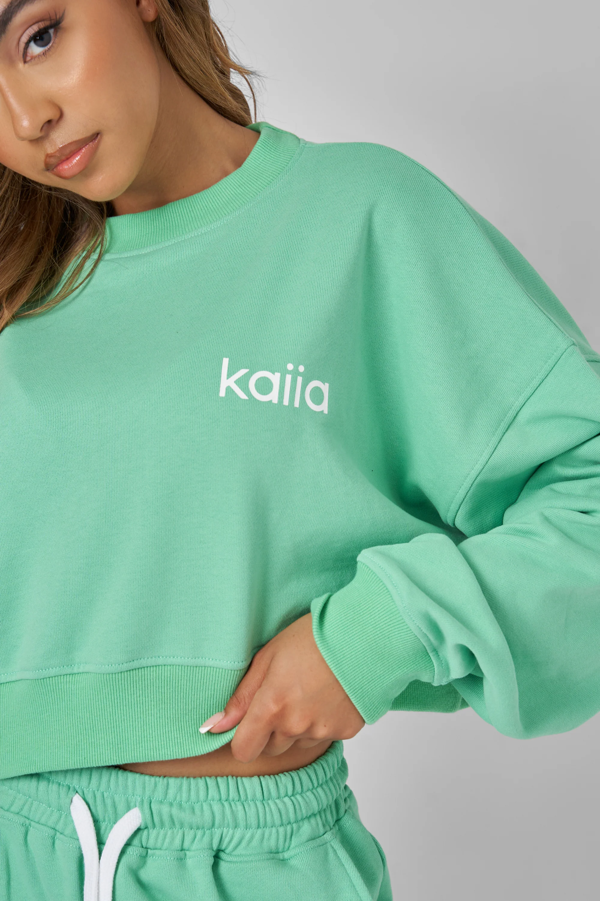 Kaiia Slogan Cropped Sweatshirt Green - Image 3