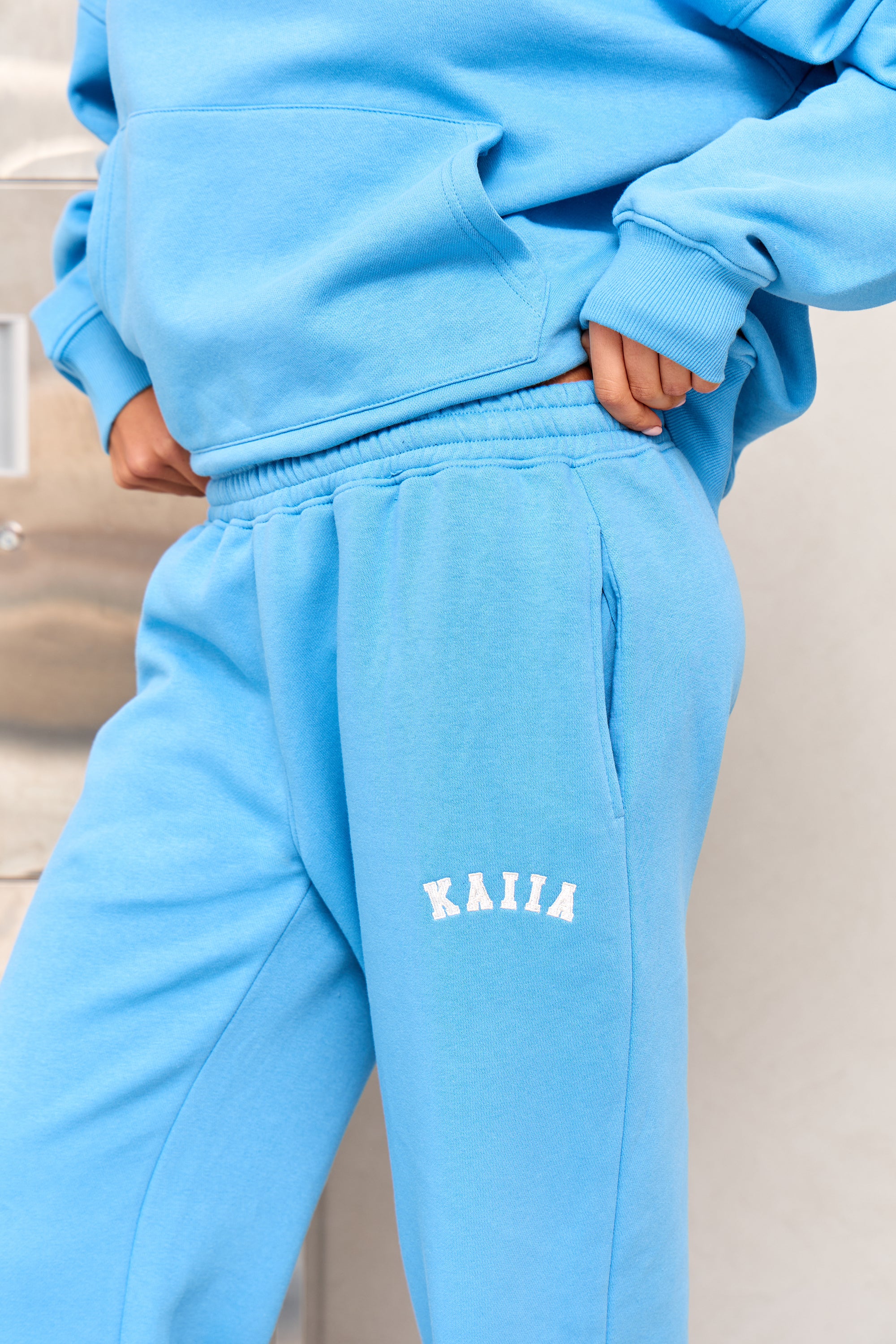 Kaiia Slogan High Rise Wide Leg Joggers Vibrant Blue - Image 2
